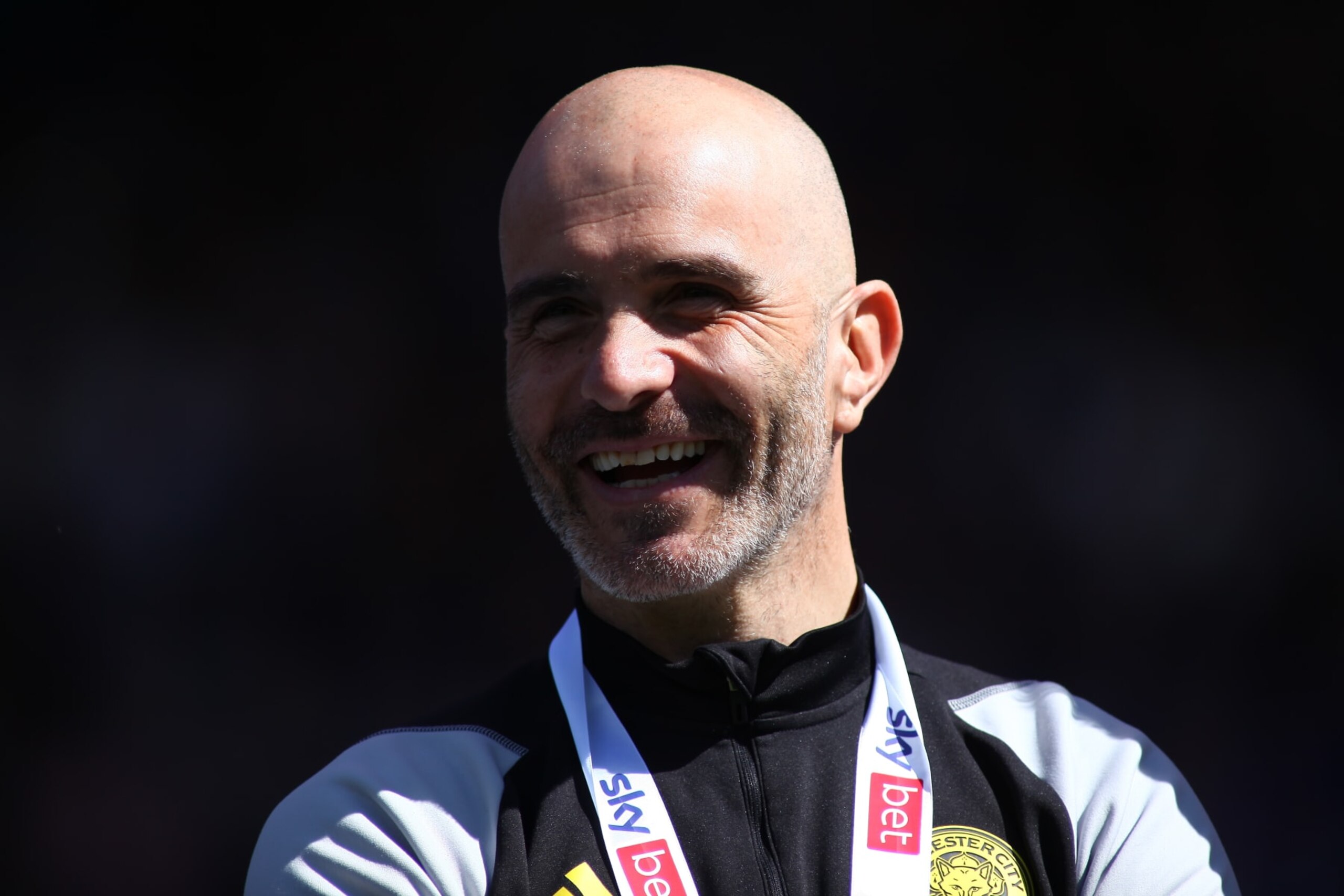 LEICESTER, ENGLAND - MAY 4:  Leicester City manager Enzo Maresca celebrates winning the Championship following the Sky Bet Championship match between Leicester City and Blackburn Rovers at The King Power Stadium on May 4, 2024 in Leicester, England.(Photo by Copa/Getty Images)