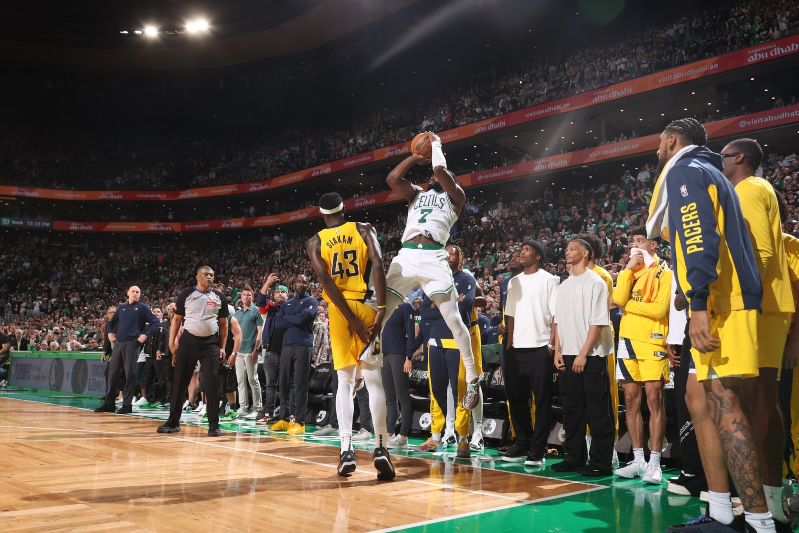 BOSTON, MA - MAY 21: Jaylen Brown #7 of the Boston Celtics scores the game tying basket during the game against the Indiana Pacers during Game 1 of the Eastern Conference Finals of the 2024 NBA Playoffs on May 21, 2024 at the TD Garden in Boston, Massachusetts. NOTE TO USER: User expressly acknowledges and agrees that, by downloading and or using this photograph, User is consenting to the terms and conditions of the Getty Images License Agreement. Mandatory Copyright Notice: Copyright 2024 NBAE (Photo by Nathaniel S. Butler/NBAE via Getty Images) BOSTON, MA - MAY 21: Jaylen Brown #7 of the Boston Celtics scores the game tying basket during the game against the Indiana Pacers during Game 1 of the Eastern Conference Finals of the 2024 NBA Playoffs on May 21, 2024 at the TD Garden in Boston, Massachusetts. NOTE TO USER: User expressly acknowledges and agrees that, by downloading and or using this photograph, User is consenting to the terms and conditions of the Getty Images License Agreement. Mandatory Copyright Notice: Copyright 2024 NBAE (Photo by Nathaniel S. Butler/NBAE via Getty Images)