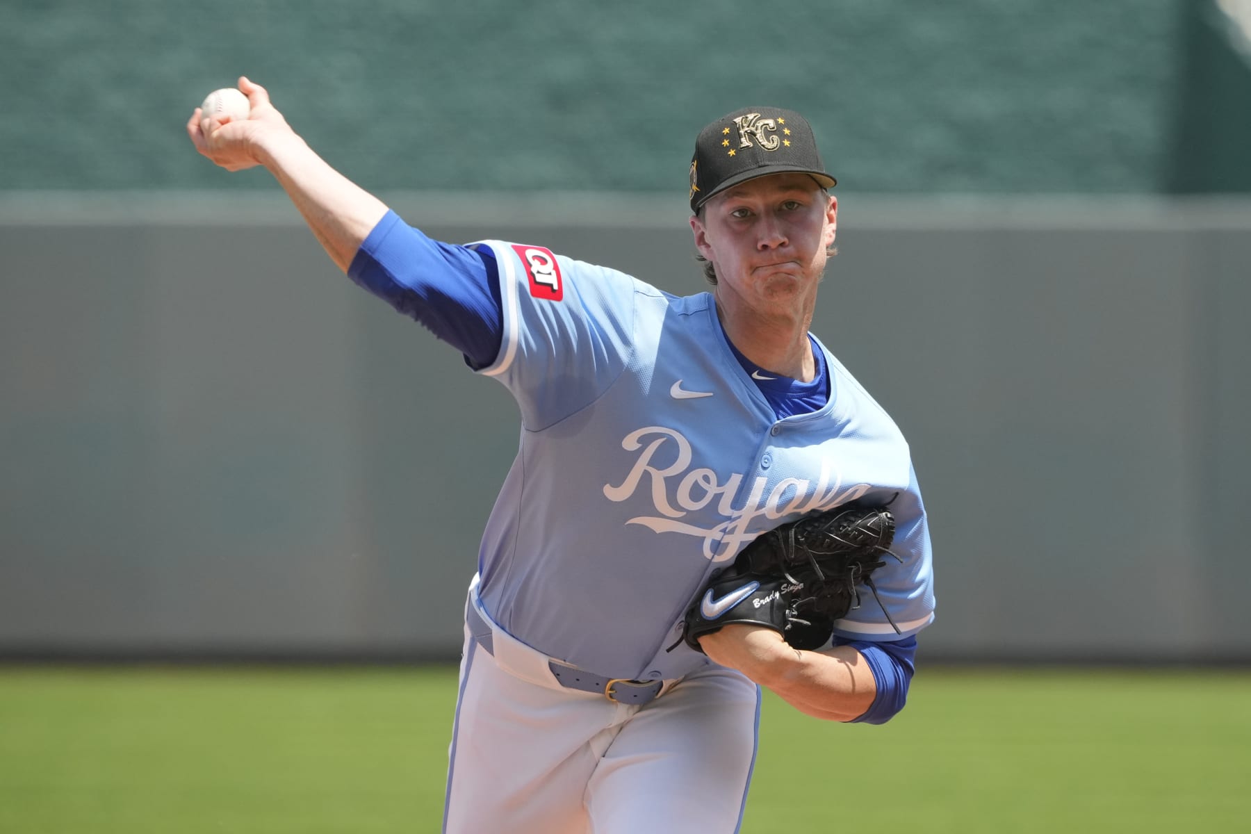 KANSAS CITY, MISSOURI - MAY 19: Brady Singer #51 of the Kansas City Royals throws in the first inning against the Oakland Athletics at Kauffman Stadium on May 19, 2024 in Kansas City, Missouri. (Photo by Ed Zurga/Getty Images)