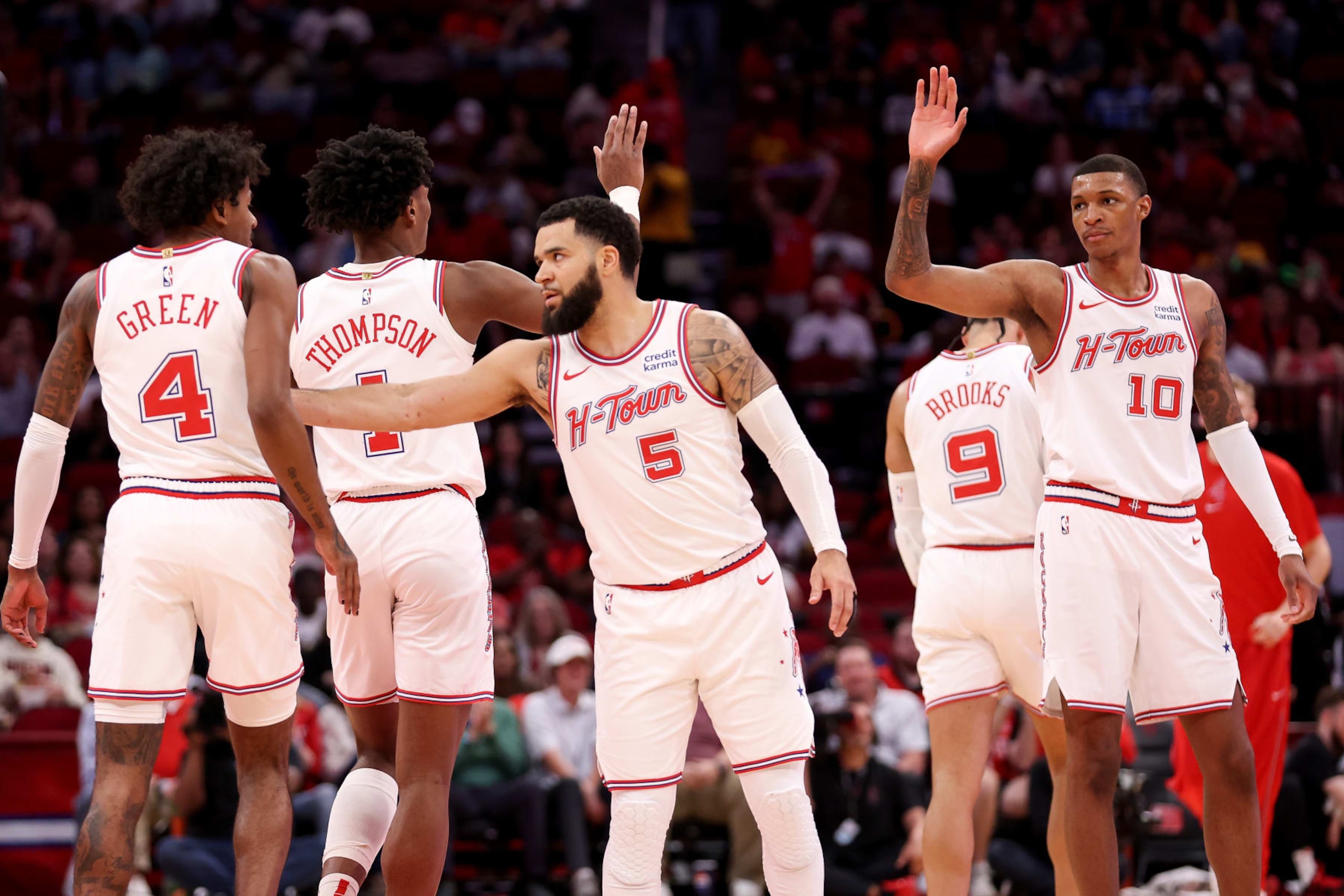HOUSTON, TEXAS - MARCH 23: The Houston Rockets celebrate in the first half against the Utah Jazz at Toyota Center on March 23, 2024 in Houston, Texas. NOTE TO USER: User expressly acknowledges and agrees that, by downloading and or using this photograph, User is consenting to the terms and conditions of the Getty Images License Agreement. (Photo by Tim Warner/Getty Images) HOUSTON, TEXAS - MARCH 23: The Houston Rockets celebrate in the first half against the Utah Jazz at Toyota Center on March 23, 2024 in Houston, Texas. NOTE TO USER: User expressly acknowledges and agrees that, by downloading and or using this photograph, User is consenting to the terms and conditions of the Getty Images License Agreement. (Photo by Tim Warner/Getty Images)