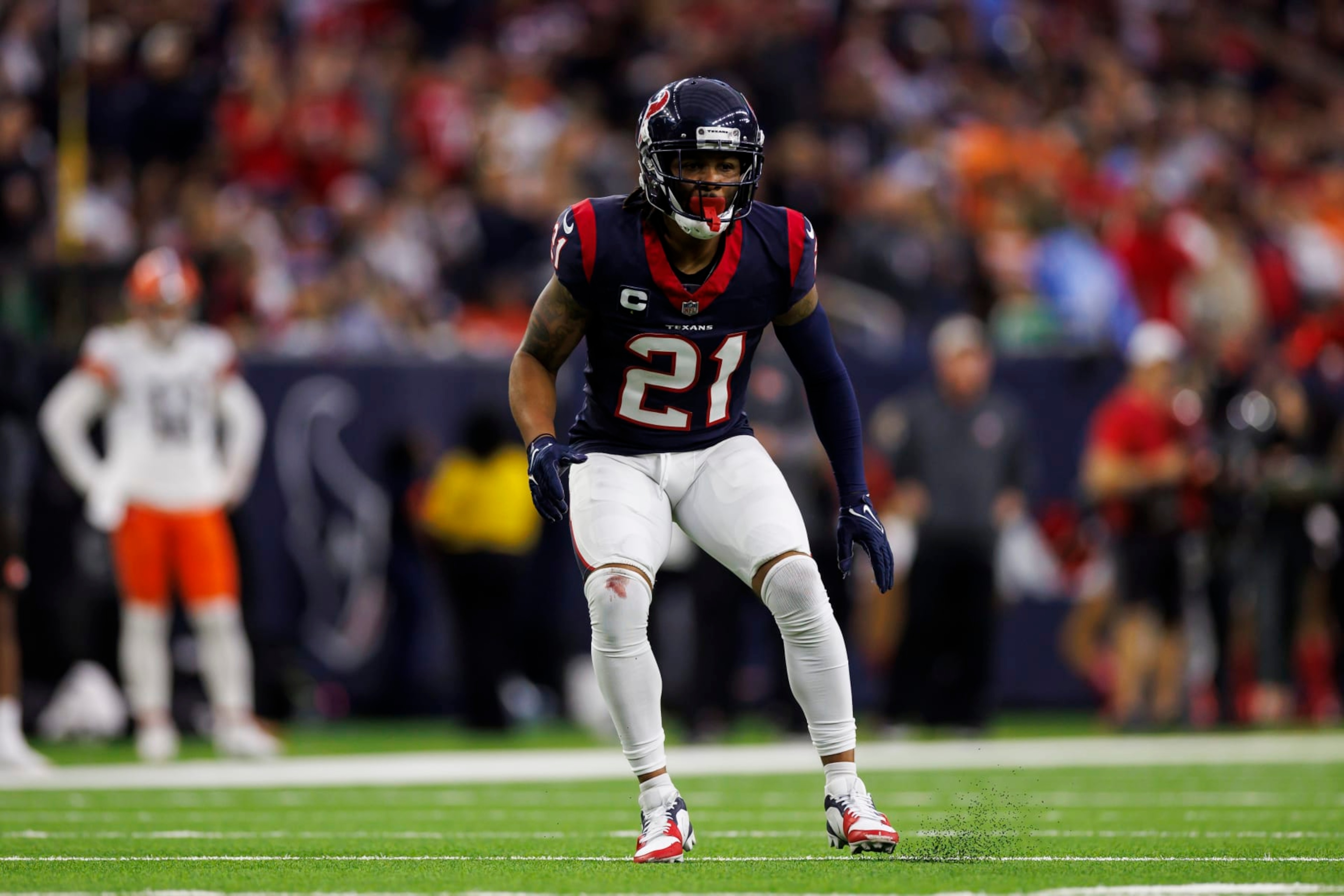 HOUSTON, TEXAS - JANUARY 13: Steven Nelson #21 of the Houston Texans defends in coverage during an AFC wild-card playoff football game against the Cleveland Browns at NRG Stadium on January 13, 2024 in Houston, Texas. (Photo by Ryan Kang/Getty Images) HOUSTON, TEXAS - JANUARY 13: Steven Nelson #21 of the Houston Texans defends in coverage during an AFC wild-card playoff football game against the Cleveland Browns at NRG Stadium on January 13, 2024 in Houston, Texas. (Photo by Ryan Kang/Getty Images)