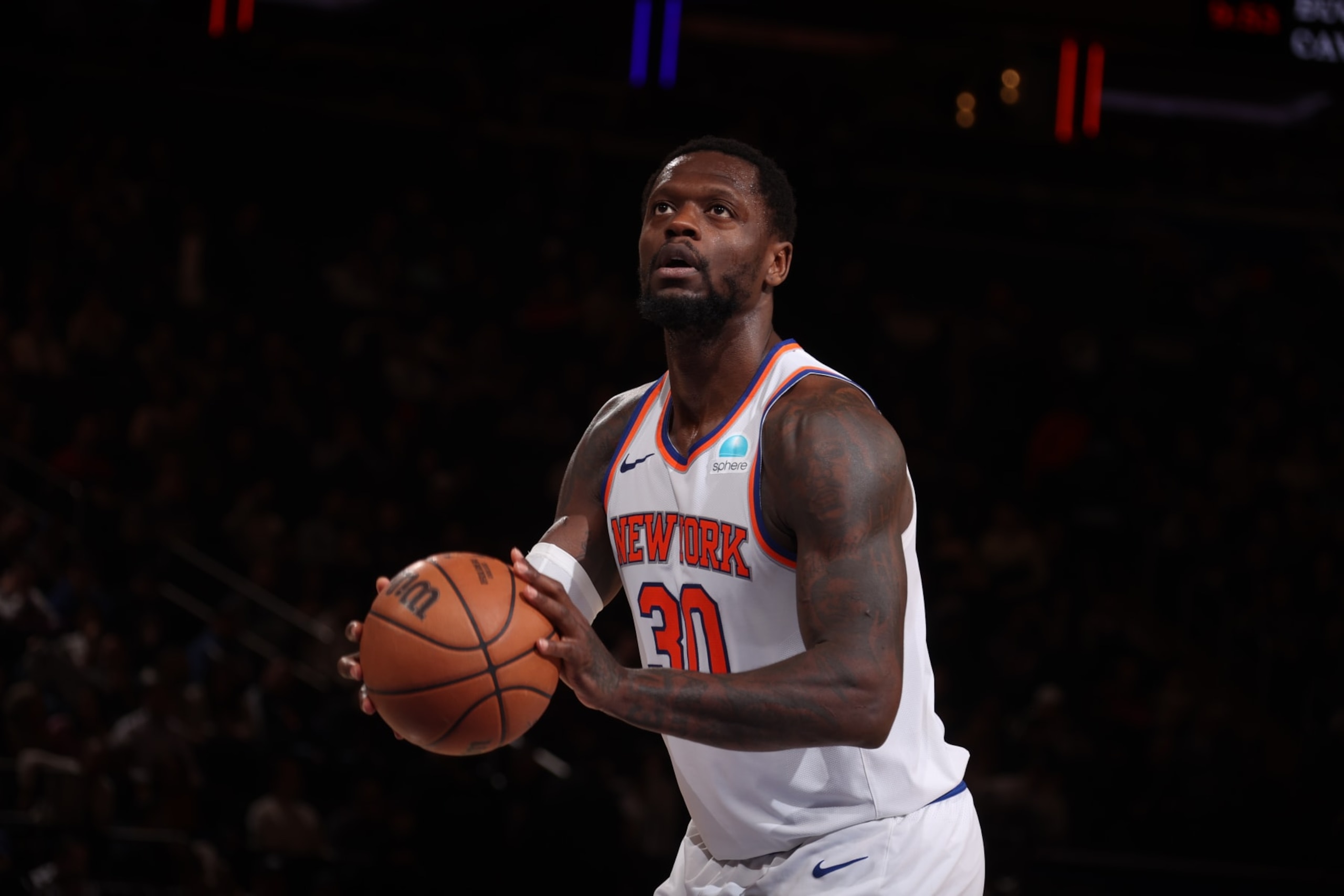 NEW YORK, NY - JANUARY 17: Julius Randle #30 of the New York Knicks shoots a free throw during the game against the Houston Rockets on January 17, 2024 at Madison Square Garden in New York City, New York. NOTE TO USER: User expressly acknowledges and agrees that, by downloading and or using this photograph, User is consenting to the terms and conditions of the Getty Images License Agreement. Mandatory Copyright Notice: Copyright 2024 NBAE (Photo by Nathaniel S. Butler/NBAE via Getty Images) NEW YORK, NY - JANUARY 17: Julius Randle #30 of the New York Knicks shoots a free throw during the game against the Houston Rockets on January 17, 2024 at Madison Square Garden in New York City, New York. NOTE TO USER: User expressly acknowledges and agrees that, by downloading and or using this photograph, User is consenting to the terms and conditions of the Getty Images License Agreement. Mandatory Copyright Notice: Copyright 2024 NBAE (Photo by Nathaniel S. Butler/NBAE via Getty Images)