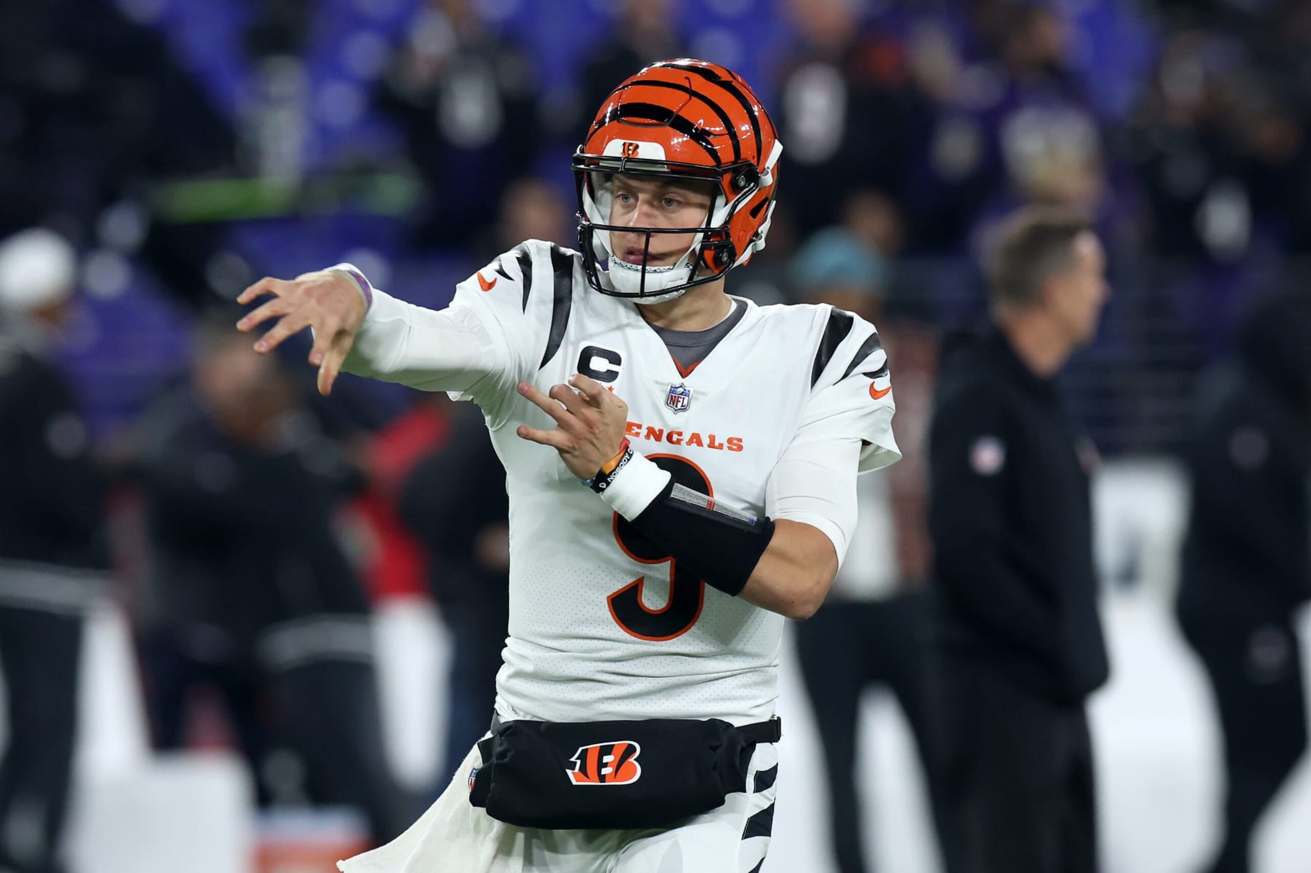 BALTIMORE, MARYLAND - NOVEMBER 16: Quarterback Joe Burrow #9 of the Cincinnati Bengals warms up before the start of the Bengals and Baltimore Ravens game at M&T Bank Stadium on November 16, 2023 in Baltimore, Maryland. (Photo by Rob Carr/Getty Images)