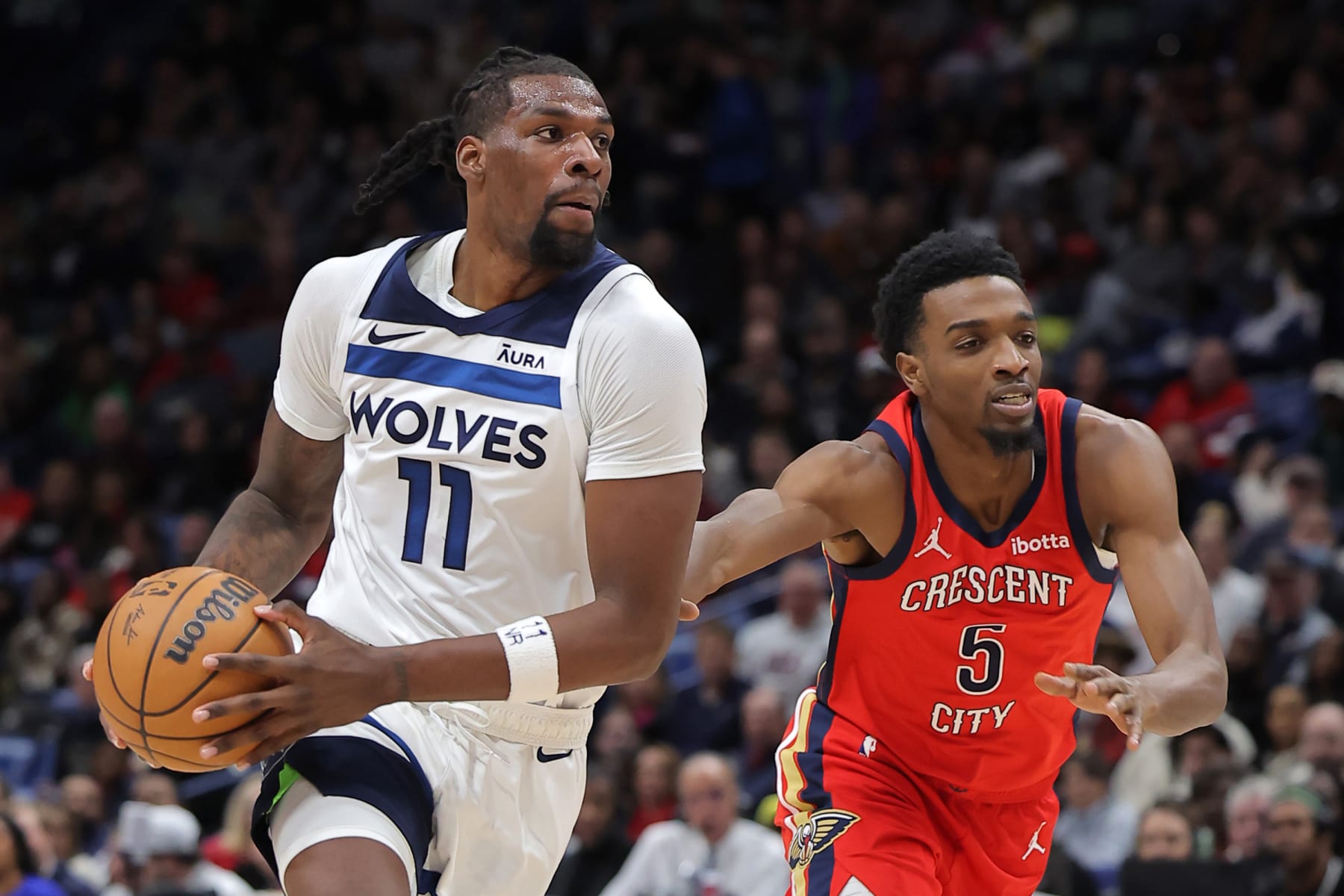 Naz Reid and Herbert Jones