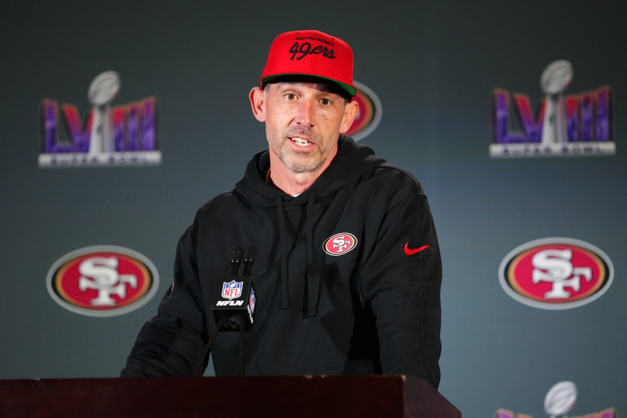 49ers head coach Kyle Shanahan