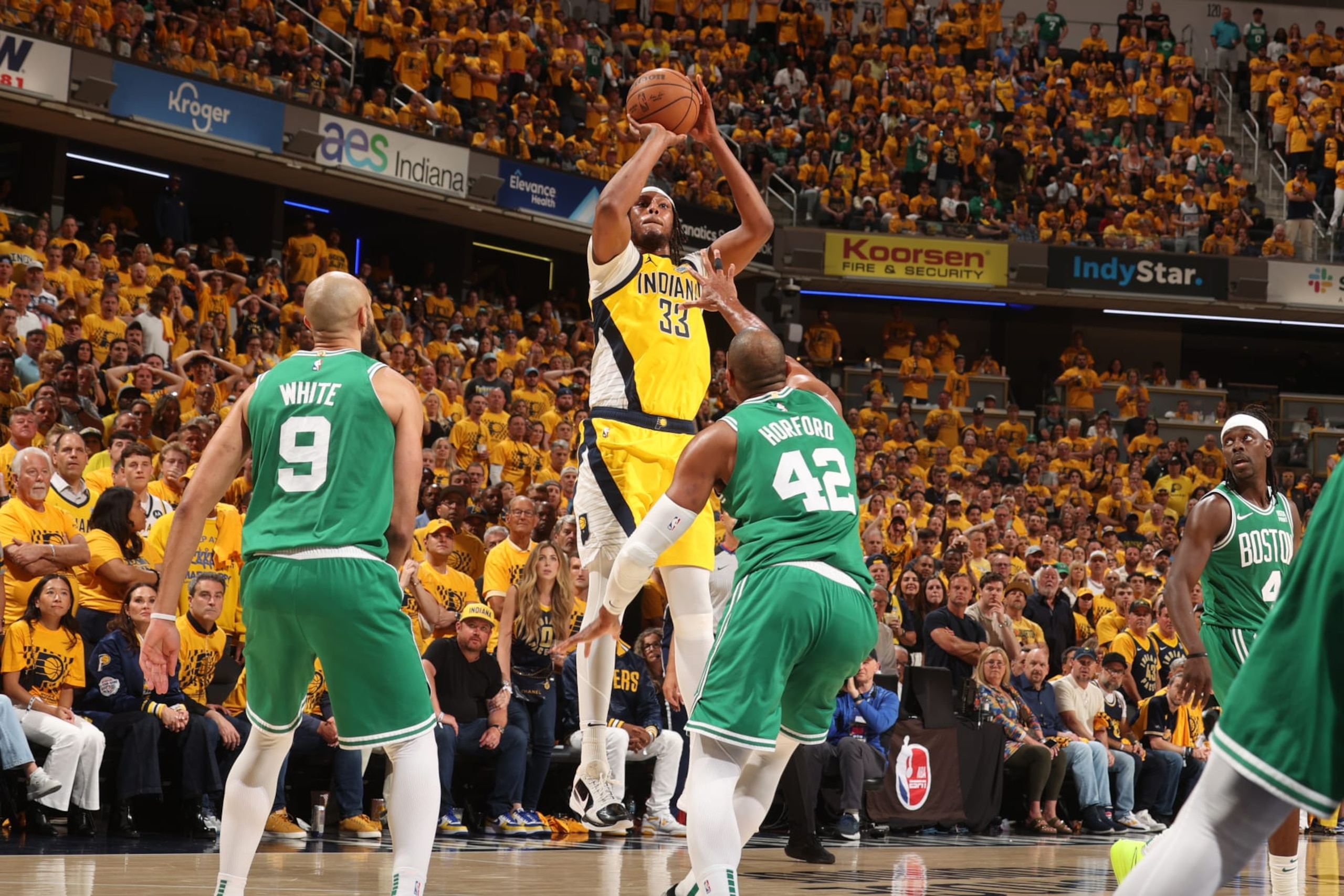 INDIANAPOLIS, IN - MAY 25: Myles Turner #33 of the Indiana Pacers shoots the ball during the game against the Boston Celtics during Game 3 of the Eastern Conference Finals of the 2024 NBA Playoffs on May 25, 2024 at Gainbridge Fieldhouse in Indianapolis, Indiana. NOTE TO USER: User expressly acknowledges and agrees that, by downloading and or using this Photograph, user is consenting to the terms and conditions of the Getty Images License Agreement. Mandatory Copyright Notice: Copyright 2024 NBAE (Photo by Nathaniel S. Butler/NBAE via Getty Images)