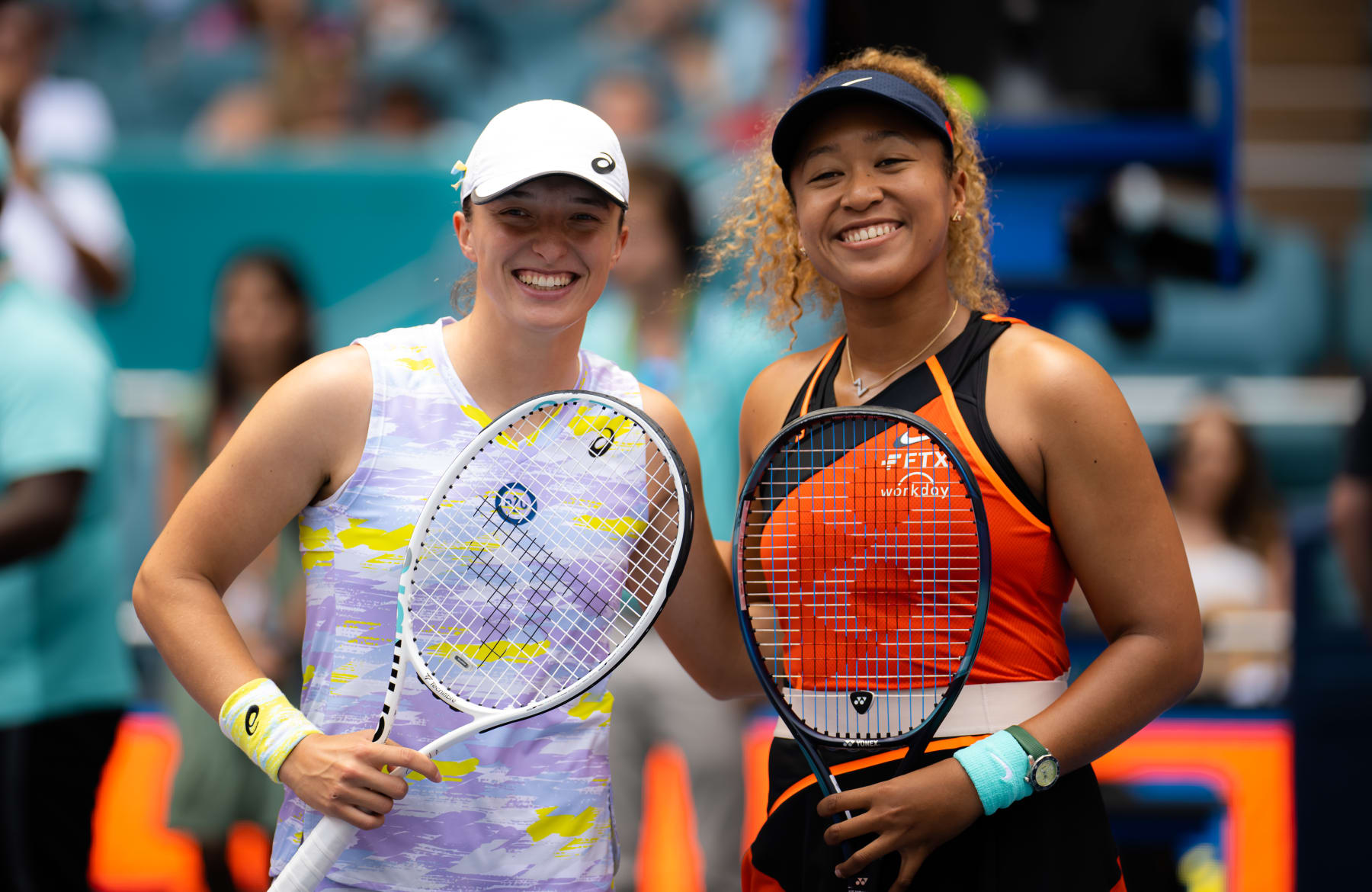 MIAMI GARDENS, FLORIDA - APRIL 02: Iga Swiatek of Poland and Naomi Osaka of Japan pose for a photo before playing in the womens singles final on day 13 of the Miami Open at Hard Rock Stadium on April 02, 2022 in Miami Gardens, Florida (Photo by Robert Prange/Getty Images) MIAMI GARDENS, FLORIDA - APRIL 02: Iga Swiatek of Poland and Naomi Osaka of Japan pose for a photo before playing in the womens singles final on day 13 of the Miami Open at Hard Rock Stadium on April 02, 2022 in Miami Gardens, Florida (Photo by Robert Prange/Getty Images)