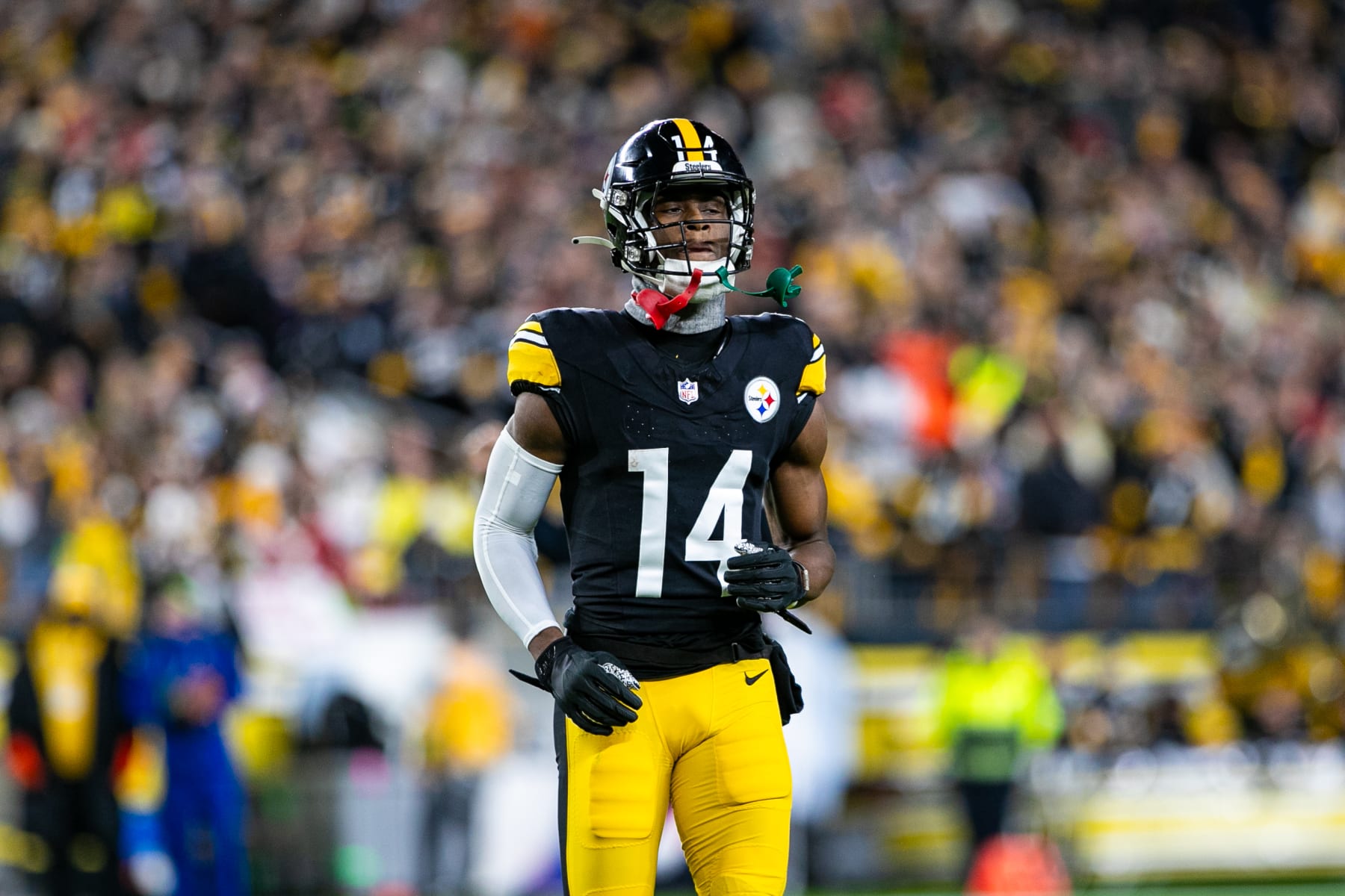 PITTSBURGH, PA - DECEMBER 23: Pittsburgh Steelers wide receiver George Pickens (14) looks on during the regular season NFL football game between the Cincinnati Bengals and Pittsburgh Steelers on December 23, 2023 at Acrisure Stadium in Pittsburgh, PA. (Photo by Mark Alberti/Icon Sportswire via Getty Images)