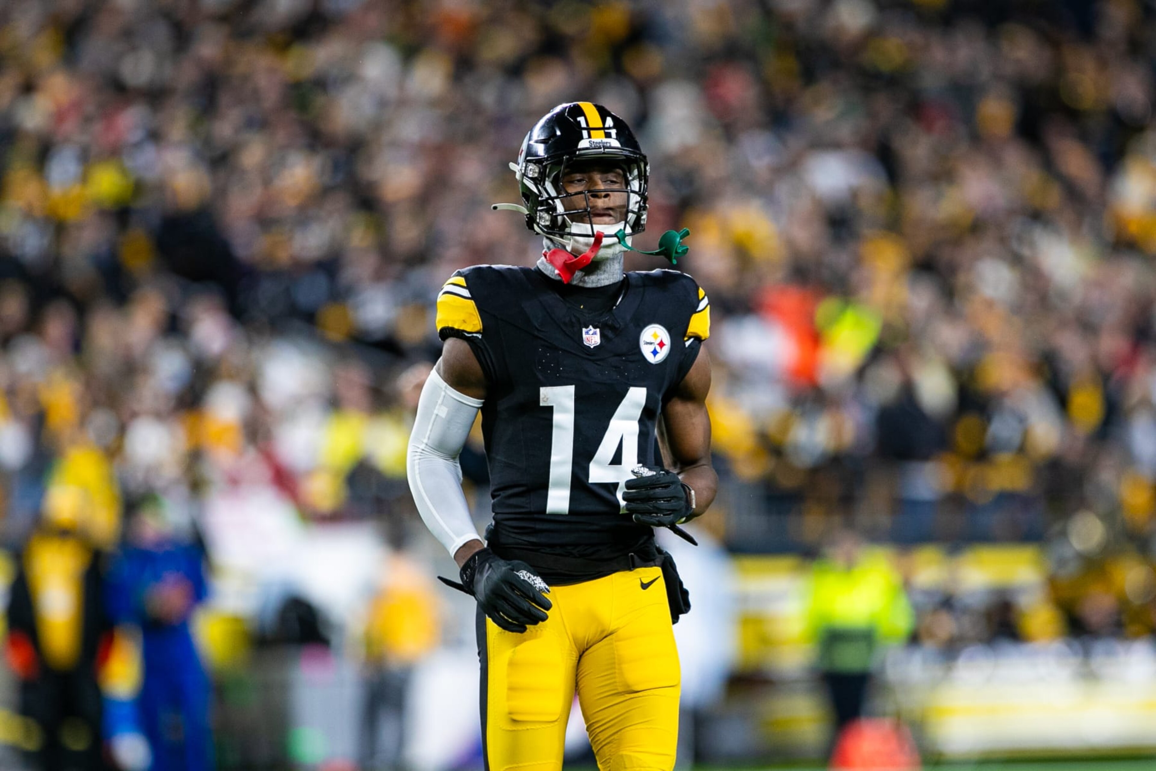 PITTSBURGH, PA - DECEMBER 23: Pittsburgh Steelers wide receiver George Pickens (14) looks on during the regular season NFL football game between the Cincinnati Bengals and Pittsburgh Steelers on December 23, 2023 at Acrisure Stadium in Pittsburgh, PA. (Photo by Mark Alberti/Icon Sportswire via Getty Images)