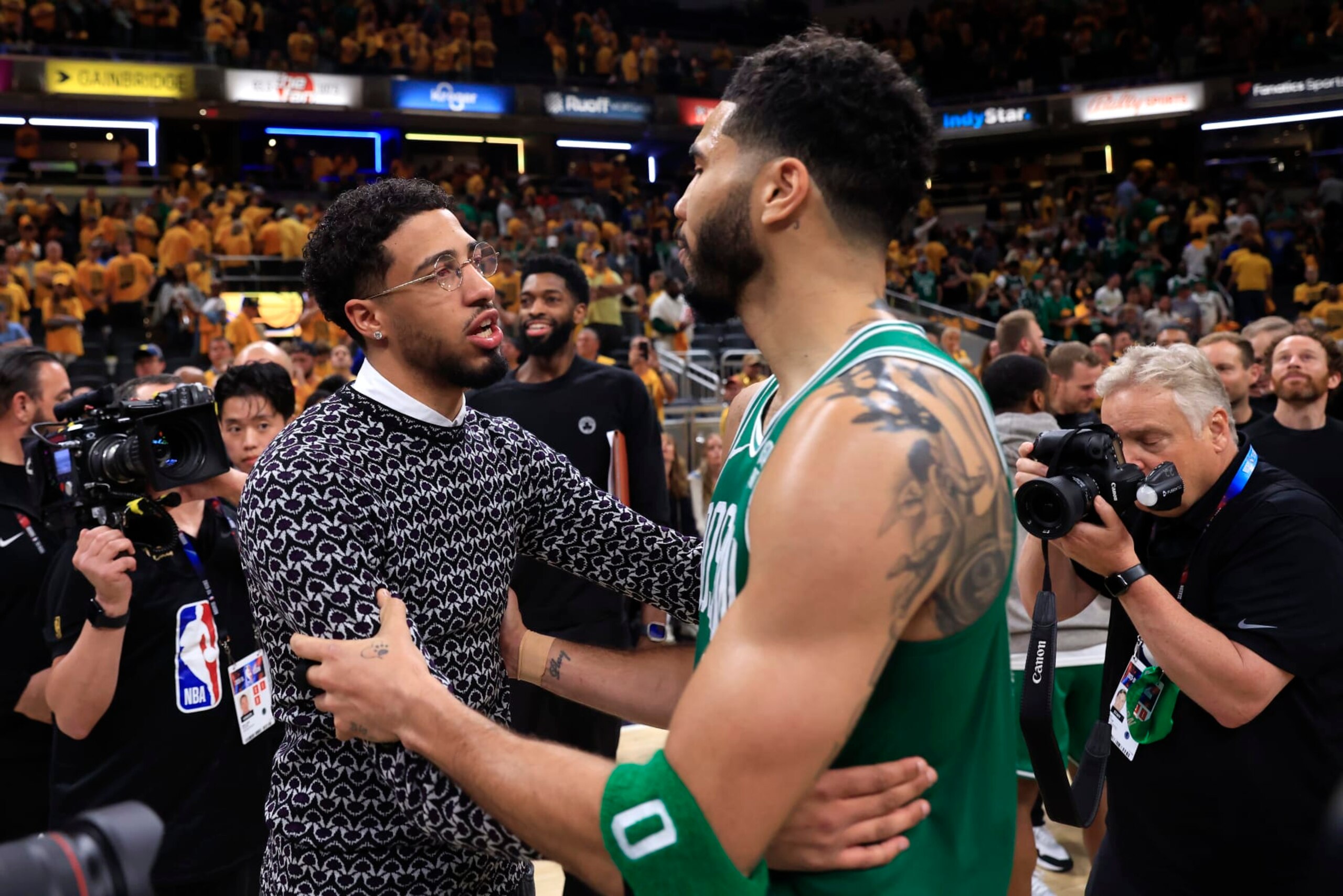 INDIANAPOLIS, INDIANA - MAY 27: Tyrese Haliburton #0 of the Indiana Pacers speaks with Jayson Tatum #0 of the Boston Celtics after Game Four of the Eastern Conference Finals at Gainbridge Fieldhouse on May 27, 2024 in Indianapolis, Indiana. NOTE TO USER: User expressly acknowledges and agrees that, by downloading and or using this photograph, User is consenting to the terms and conditions of the Getty Images License Agreement. (Photo by Justin Casterline/Getty Images) INDIANAPOLIS, INDIANA - MAY 27: Tyrese Haliburton #0 of the Indiana Pacers speaks with Jayson Tatum #0 of the Boston Celtics after Game Four of the Eastern Conference Finals at Gainbridge Fieldhouse on May 27, 2024 in Indianapolis, Indiana. NOTE TO USER: User expressly acknowledges and agrees that, by downloading and or using this photograph, User is consenting to the terms and conditions of the Getty Images License Agreement. (Photo by Justin Casterline/Getty Images)