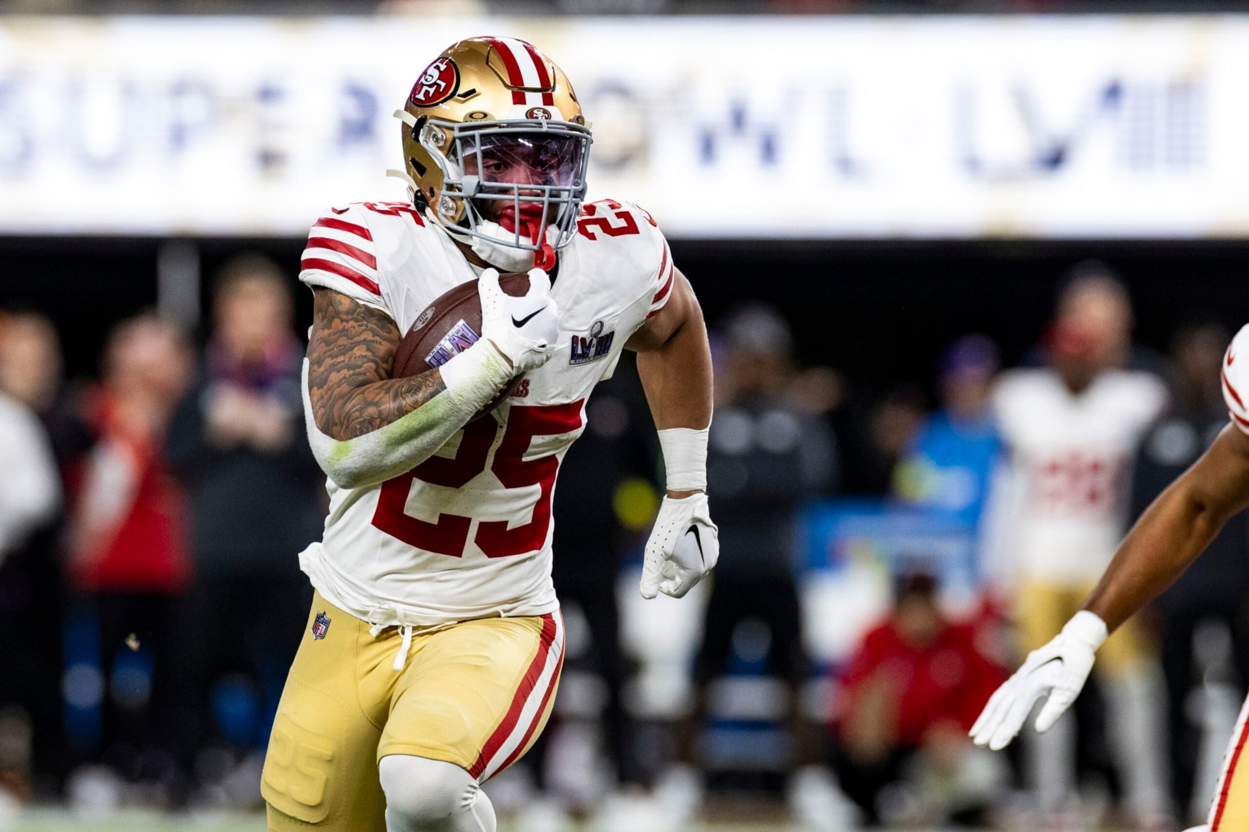 LAS VEGAS, NEVADA - FEBRUARY 11: Elijah Mitchell #25 of the San Francisco 49ers runs the ball during Super Bowl LVIII against the Kansas City Chiefs at Allegiant Stadium on Sunday, February 11, 2024 in Las Vegas, Nevada. (Photo by Lauren Leigh Bacho/Getty Images)