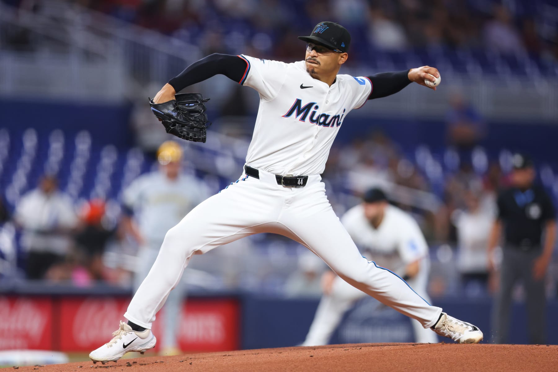 MIAMI, FLORIDA - MAY 22: Jesús Luzardo #44 of the Miami Marlins pitches against the Milwaukee Brewers during the first inning of the game at loanDepot park on May 22, 2024 in Miami, Florida. (Photo by Megan Briggs/Getty Images) MIAMI, FLORIDA - MAY 22: Jesús Luzardo #44 of the Miami Marlins pitches against the Milwaukee Brewers during the first inning of the game at loanDepot park on May 22, 2024 in Miami, Florida. (Photo by Megan Briggs/Getty Images)