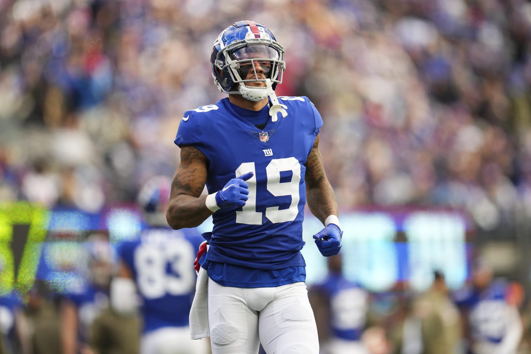 EAST RUTHERFORD, NJ - NOVEMBER 13: Kenny Golladay #19 of the New York Giants gets set against the Houston Texans at MetLife Stadium on November 13, 2022 in East Rutherford, New Jersey. (Photo by Cooper Neill/Getty Images)