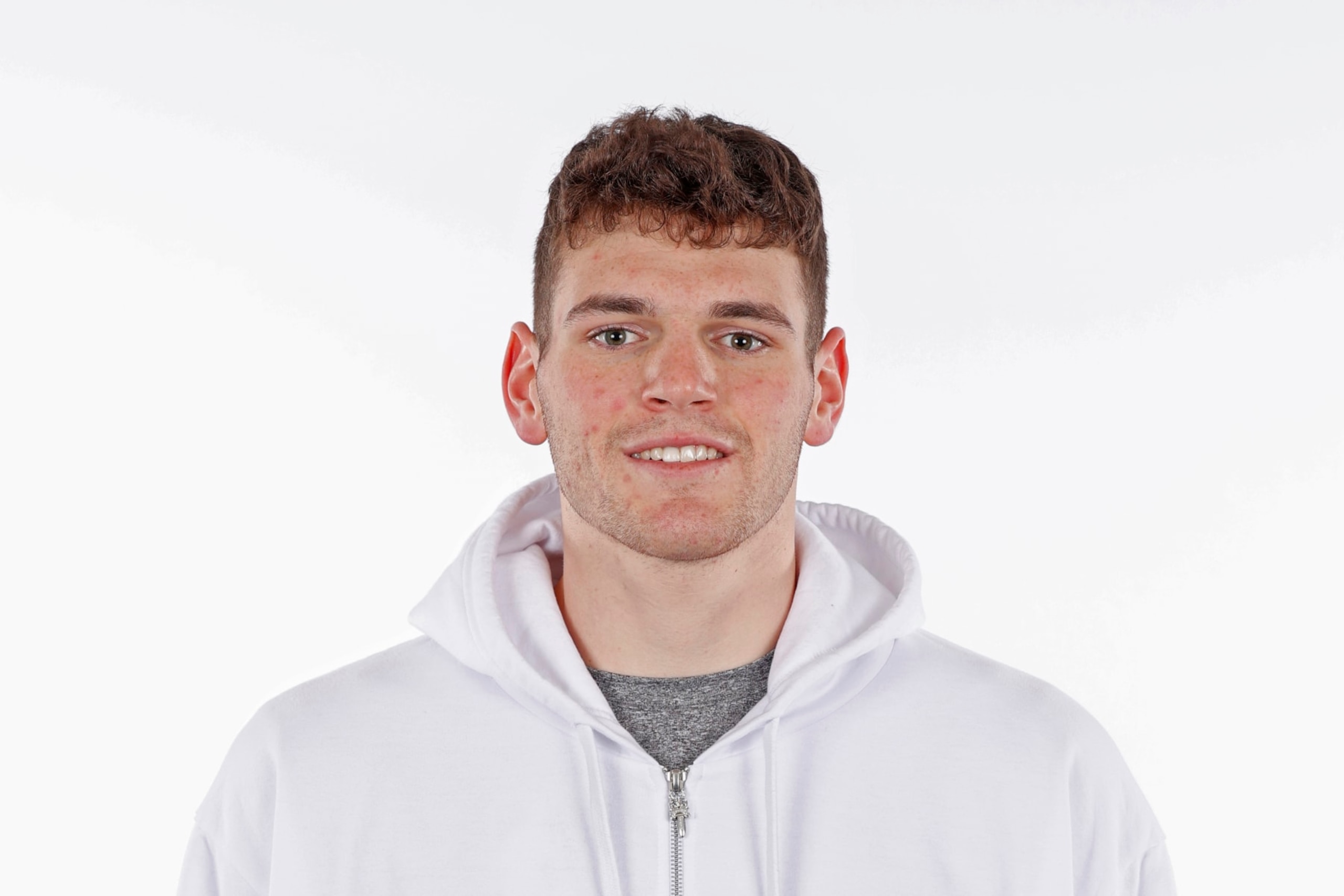 CHICAGO, IL - MAY 16: Donovan Clingan poses for a portrait during the 2024 NBA Combine on May 16, 2024 at Wintrust Arena in Chicago, Illinois. NOTE TO USER: User expressly acknowledges and agrees that, by downloading and or using this photograph, User is consenting to the terms and conditions of the Getty Images License Agreement. Mandatory Copyright Notice: Copyright 2024 NBAE (Photo by Kamil Krzaczynski/NBAE via Getty Images)