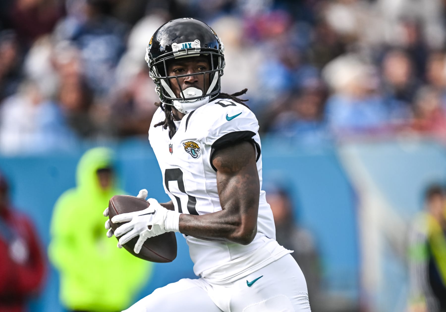 NASHVILLE, TN - JANUARY 07: Jacksonville Jaguars wide receiver Calvin Ridley (0) runs with the ball during the NFL game between the Tennessee Titans and the Jacksonville Jaguars on January 7, 2024, at Nissan Stadium in Nashville, TN. (Photo by Bryan Lynn/Icon Sportswire via Getty Images)
