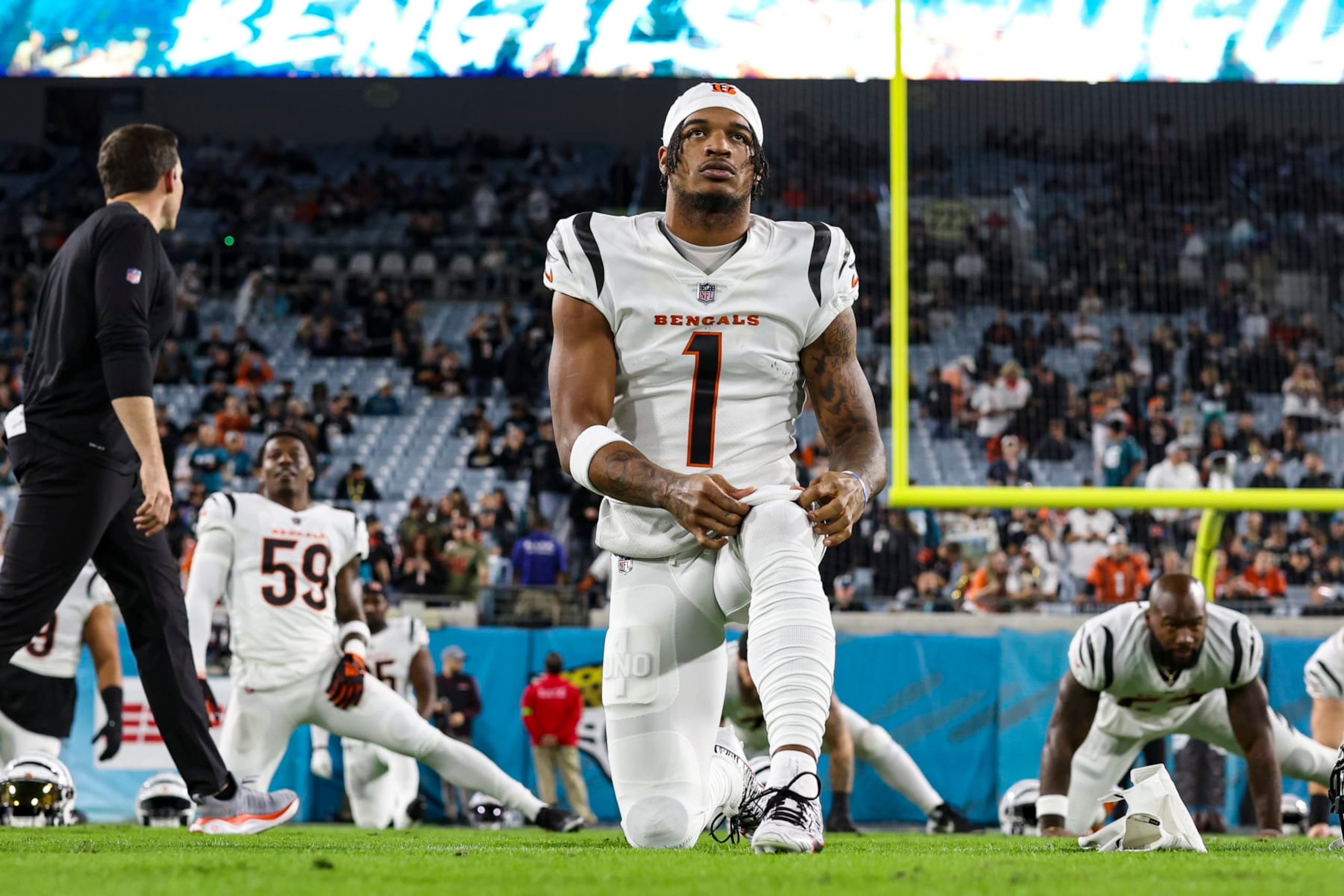 JACKSONVILLE, FL - DECEMBER 04: Ja'Marr Chase #1 of the Cincinnati Bengals warms up prior to an NFL football game against the Jacksonville Jaguars at EverBank Stadium on December 4, 2023 in Jacksonville, FL. (Photo by Perry Knotts/Getty Images)