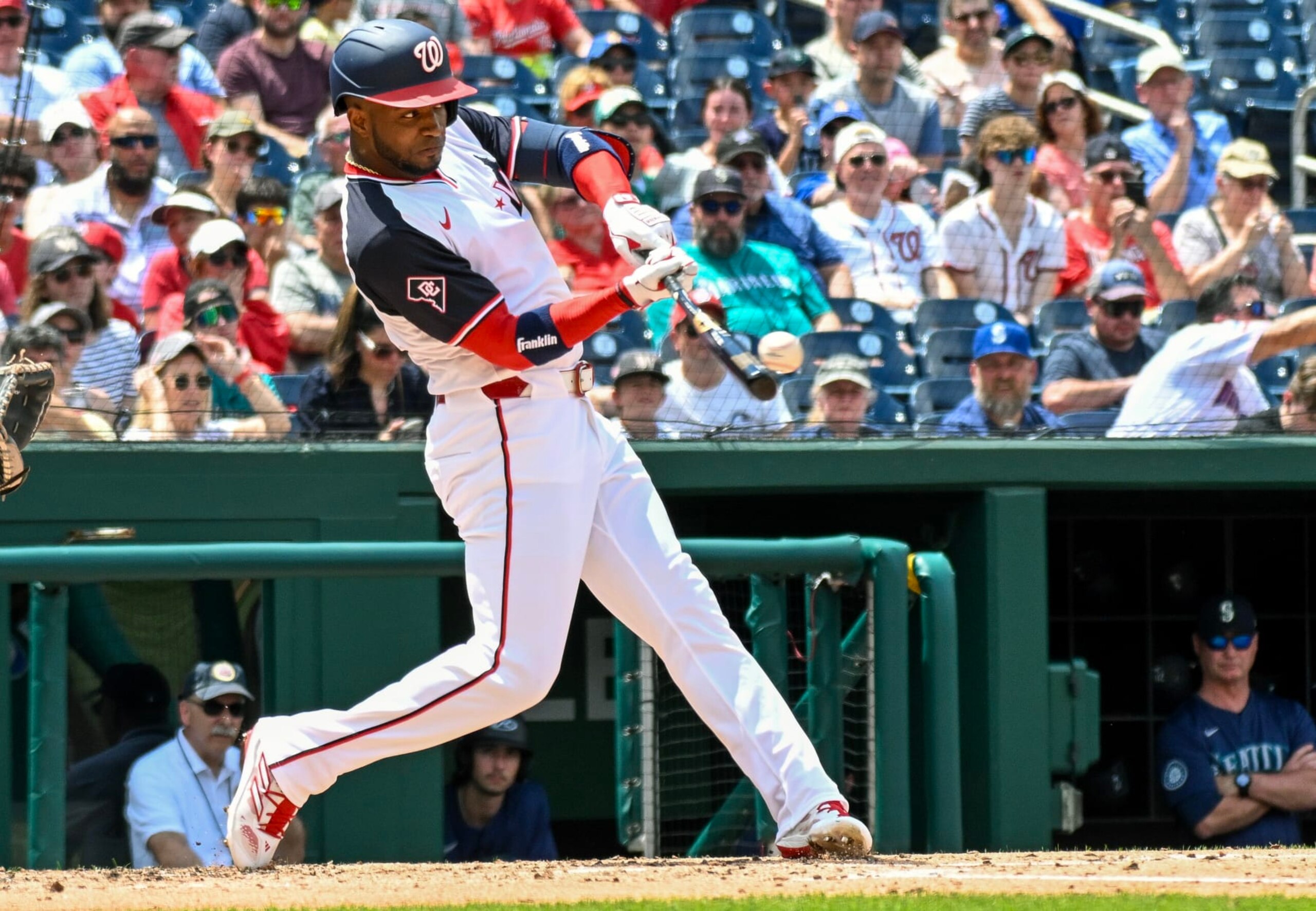 WASHINGTON, DC - May 26: Washington Nationals center fielder Victor Robles (16) bats during the Seattle Mariners versus the Washington Nationals on May 26, 2024 at Nationals Park in Washington, D.C. (Photo by Mark Goldman/Icon Sportswire via Getty Images) WASHINGTON, DC - May 26: Washington Nationals center fielder Victor Robles (16) bats during the Seattle Mariners versus the Washington Nationals on May 26, 2024 at Nationals Park in Washington, D.C. (Photo by Mark Goldman/Icon Sportswire via Getty Images)