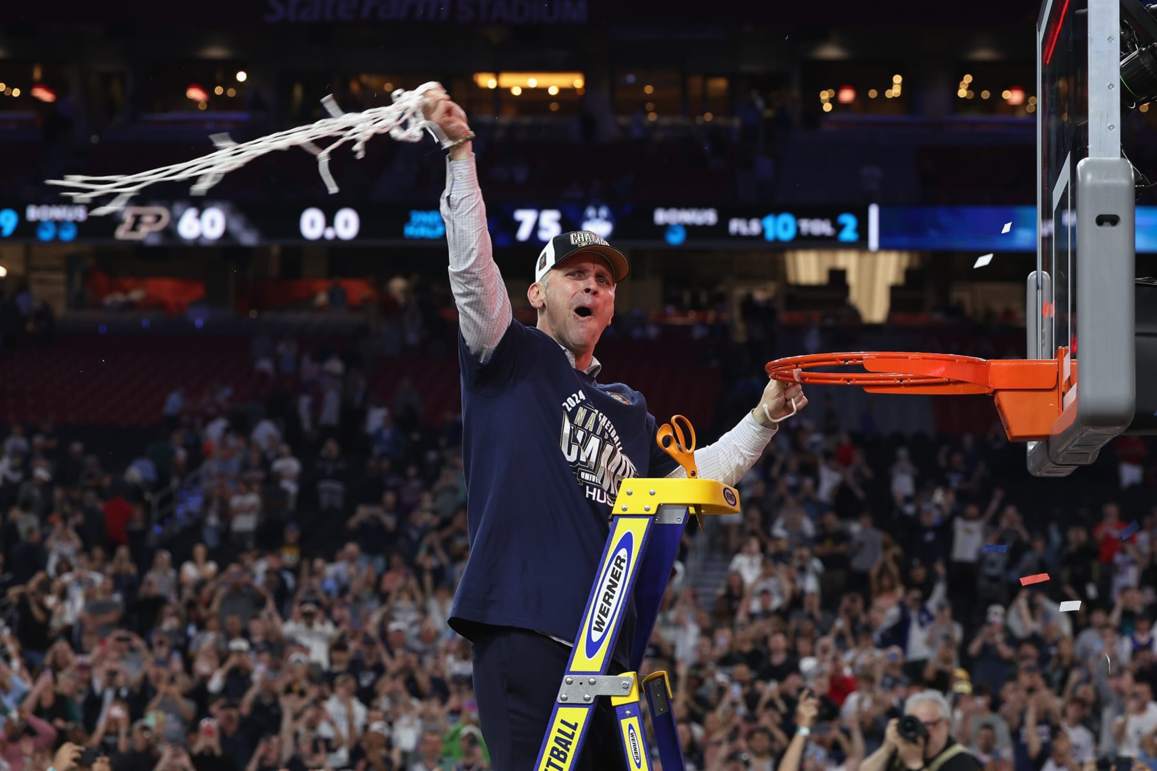 GLENDALE, ARIZONA - APRIL 08: Head coach Dan Hurley of the Connecticut Huskies cuts down the net after beating the Purdue Boilermakers 75-60 to win the NCAA Men's Basketball Tournament National Championship game at State Farm Stadium on April 08, 2024 in Glendale, Arizona. (Photo by Christian Petersen/Getty Images) GLENDALE, ARIZONA - APRIL 08: Head coach Dan Hurley of the Connecticut Huskies cuts down the net after beating the Purdue Boilermakers 75-60 to win the NCAA Men's Basketball Tournament National Championship game at State Farm Stadium on April 08, 2024 in Glendale, Arizona. (Photo by Christian Petersen/Getty Images)