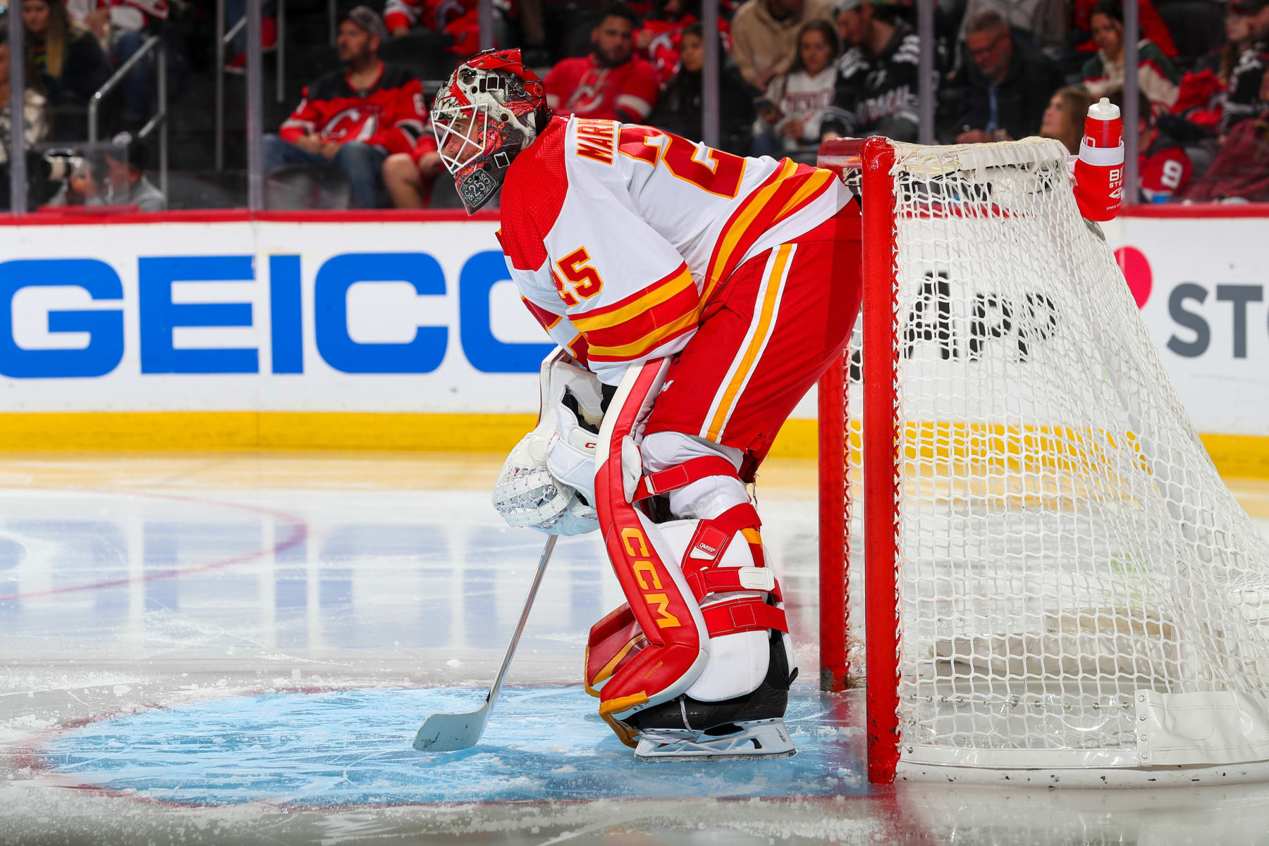 NEWARK, NJ - NOVEMBER 8: Jacob Markstrom #25 of the Calgary Flames prepares for the third period of the game against the New Jersey Devils on November 8, 2022 at the Prudential Center in Newark, New Jersey. (Photo by Rich Graessle/NHLI via Getty Images)