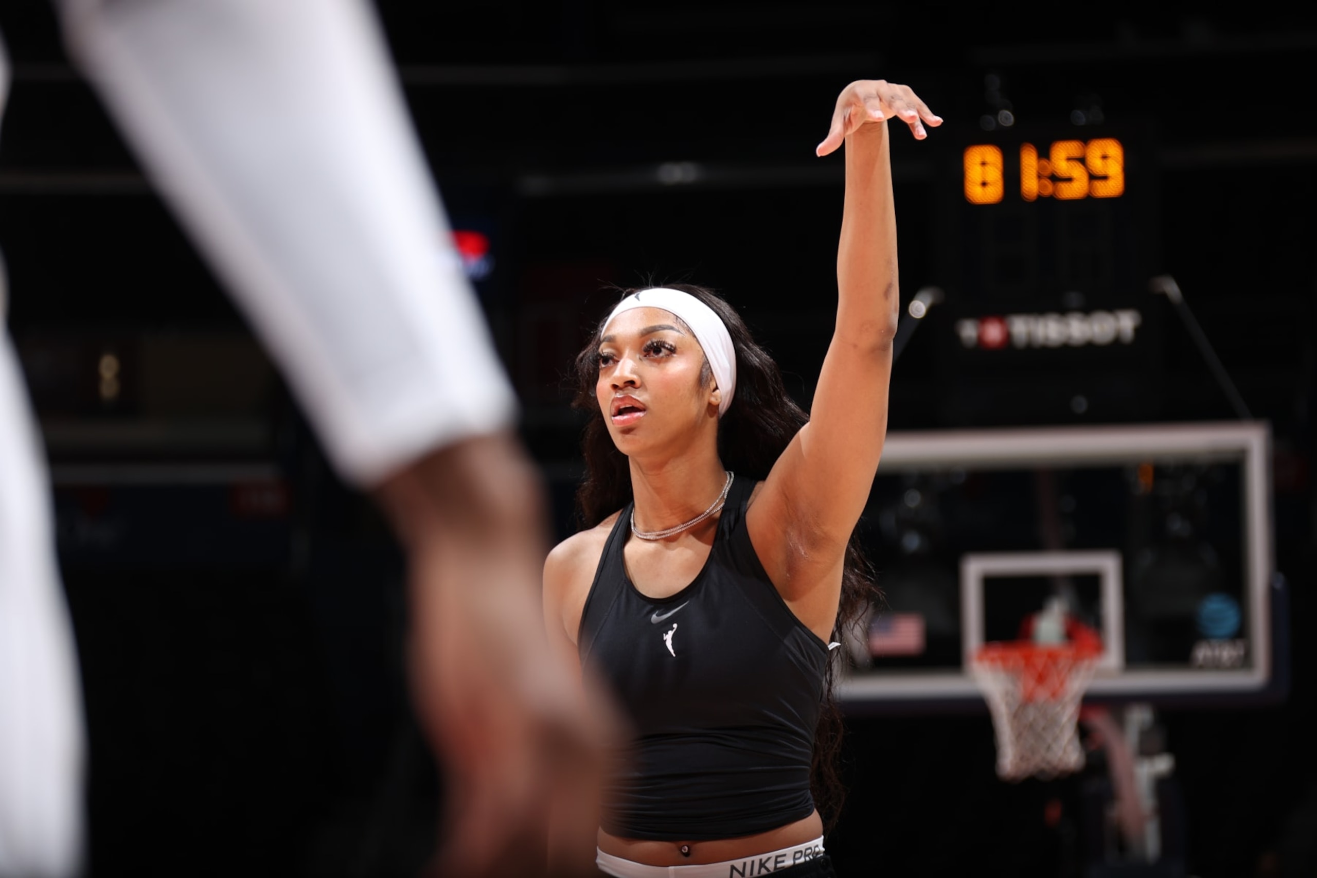 WASHINGTON, DC - JUNE 6: Angel Reese #5 of the Chicago Sky warms up before the game against the Washington Mystics on June 6, 2024 at Capital One Arena in Washington, DC. NOTE TO USER: User expressly acknowledges and agrees that, by downloading and or using this Photograph, user is consenting to the terms and conditions of the Getty Images License Agreement. Mandatory Copyright Notice: Copyright 2024 NBAE (Photo by Stephen Gosling/NBAE via Getty Images) WASHINGTON, DC - JUNE 6: Angel Reese #5 of the Chicago Sky warms up before the game against the Washington Mystics on June 6, 2024 at Capital One Arena in Washington, DC. NOTE TO USER: User expressly acknowledges and agrees that, by downloading and or using this Photograph, user is consenting to the terms and conditions of the Getty Images License Agreement. Mandatory Copyright Notice: Copyright 2024 NBAE (Photo by Stephen Gosling/NBAE via Getty Images)