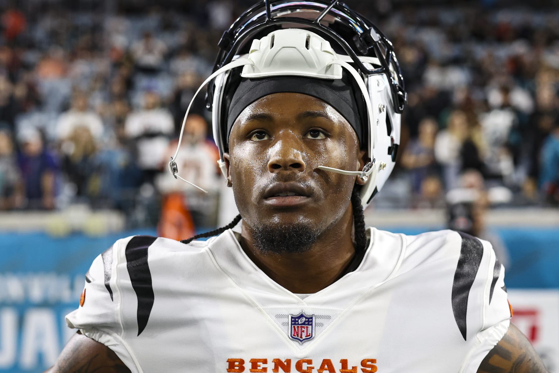 JACKSONVILLE, FL - DECEMBER 04: Tee Higgins #5 of the Cincinnati Bengals warms up prior to an NFL football game against the Jacksonville Jaguars at EverBank Stadium on December 4, 2023 in Jacksonville, FL. (Photo by Perry Knotts/Getty Images)