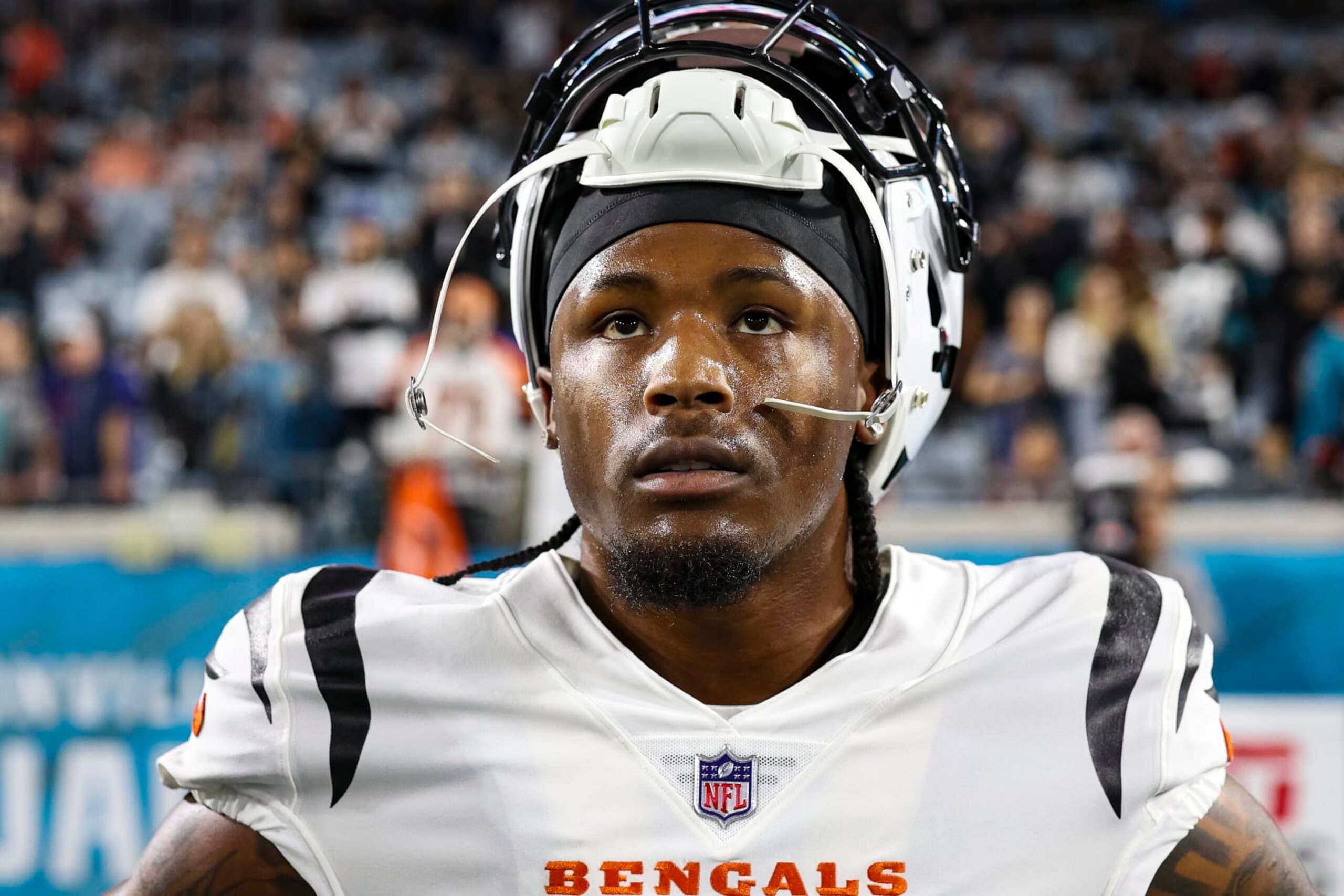 JACKSONVILLE, FL - DECEMBER 04: Tee Higgins #5 of the Cincinnati Bengals warms up prior to an NFL football game against the Jacksonville Jaguars at EverBank Stadium on December 4, 2023 in Jacksonville, FL. (Photo by Perry Knotts/Getty Images)