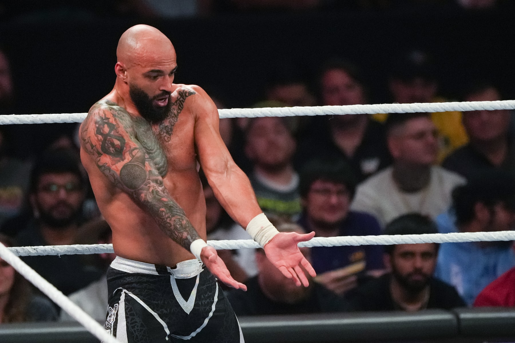 HOUSTON, TEXAS - MARCH 11: Ricochet reacts during his match at WWE Monday Night RAW at Toyota Center on March 11, 2024 in Houston, Texas. (Photo by Alex Bierens de Haan/Getty Images)