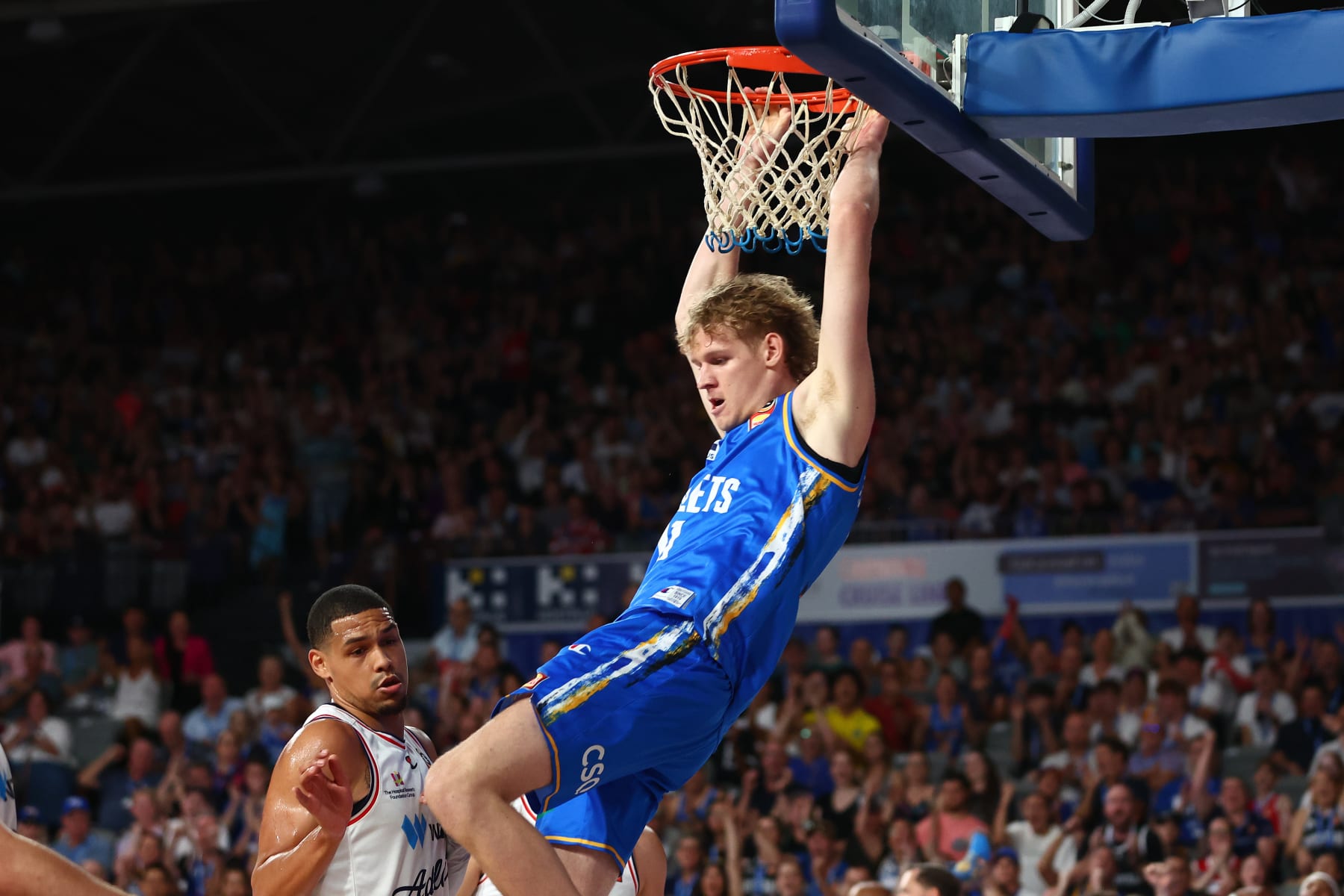 BRISBANE, AUSTRALIA - FEBRUARY 09: Rocco Zikarsky of the Bullets dunks during the round 19 NBL match between Brisbane Bullets and Adelaide 36ers at Nissan Arena, on February 09, 2024, in Brisbane, Australia. (Photo by Chris Hyde/Getty Images)
