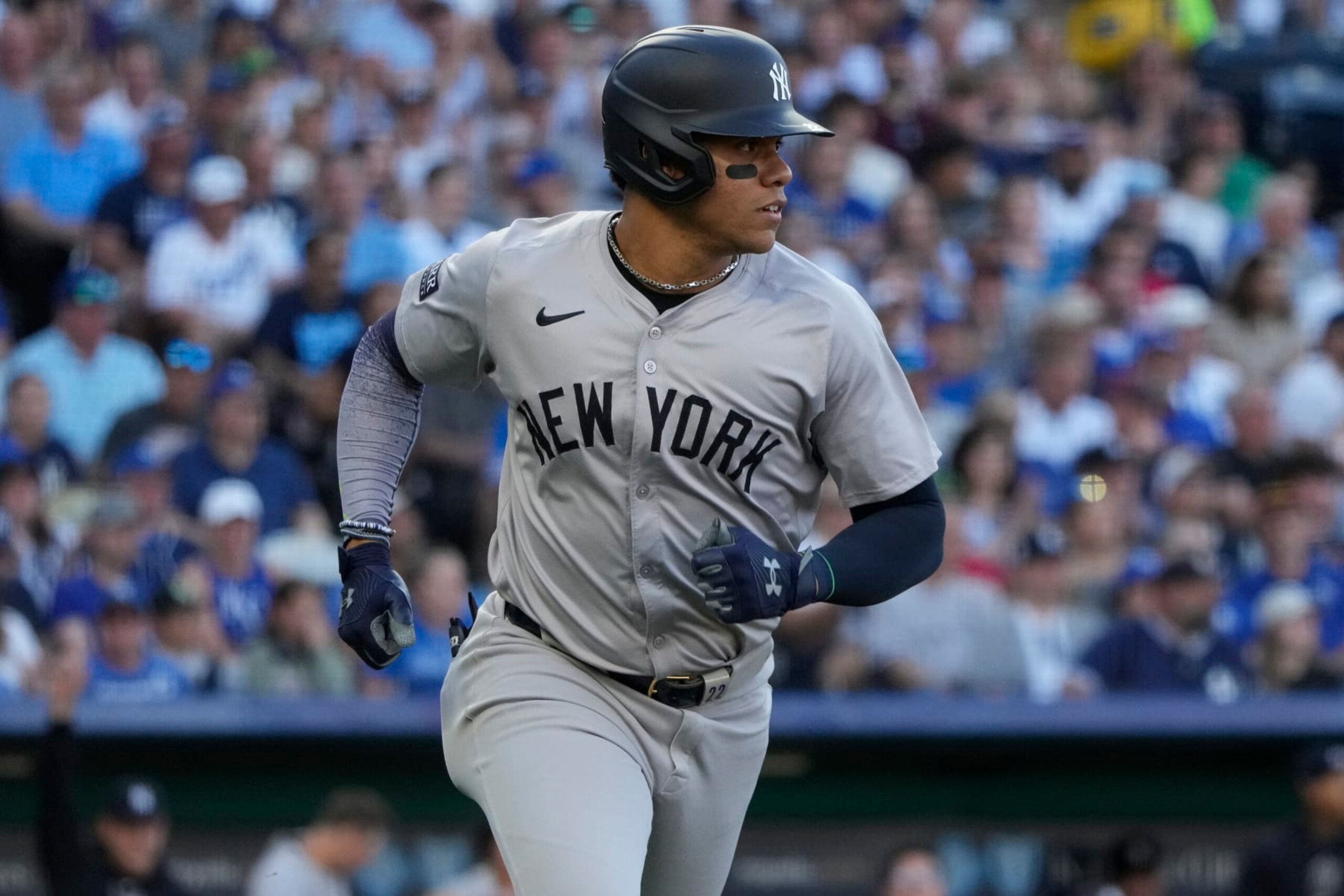 KANSAS CITY, MISSOURI - JUNE 10: Juan Soto #22 of the New York Yankees runs to first after hitting a single in the first inning against the Kansas City Royals at Kauffman Stadium on June 10, 2024 in Kansas City, Missouri. (Photo by Ed Zurga/Getty Images)