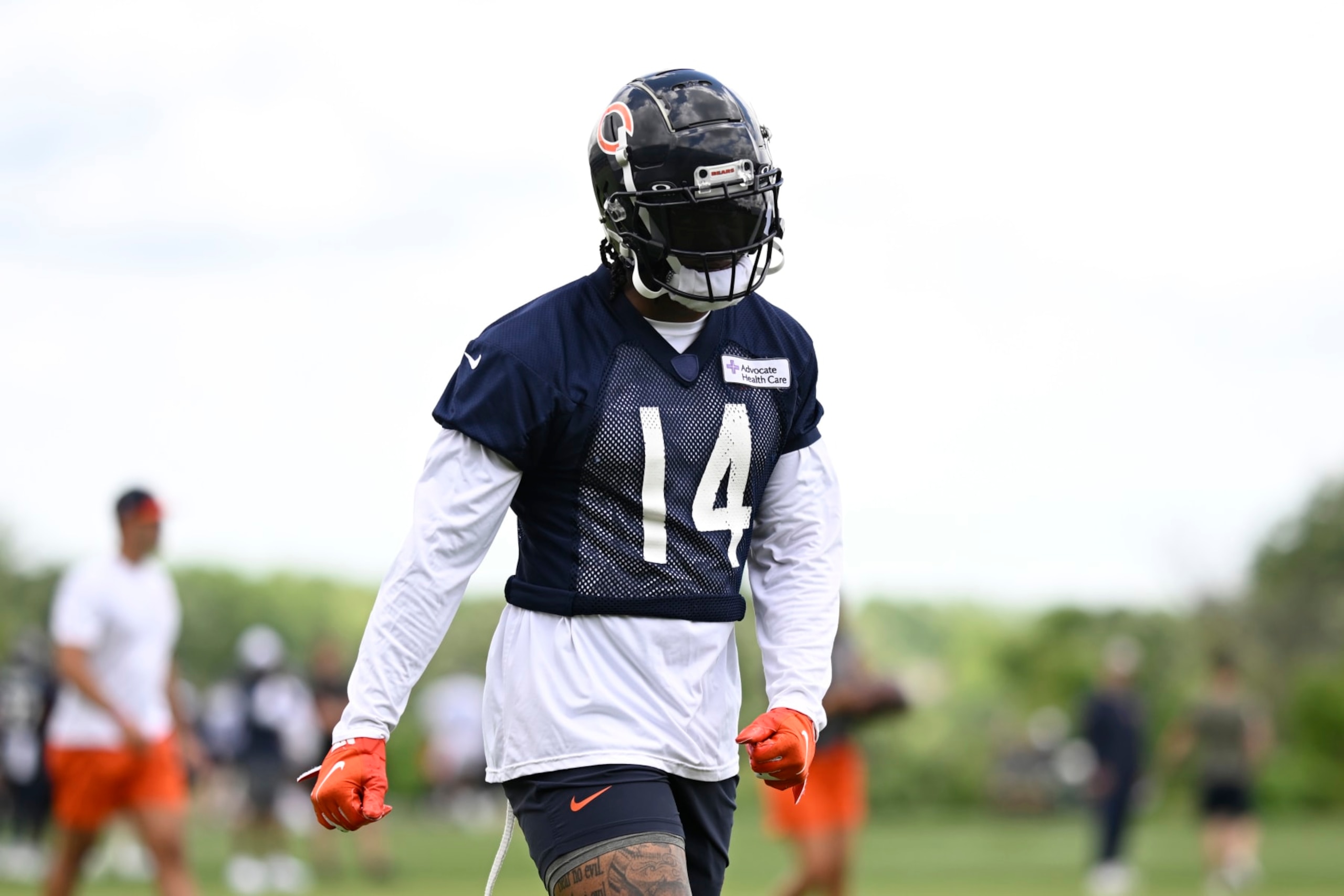 LAKE FOREST, ILLINOIS - JUNE 05: Gerald Everett #14 of the Chicago Bears practices during the Chicago Bears mandatory minicamp at Halas Hall on June 05, 2024 in Lake Forest, Illinois. (Photo by Quinn Harris/Getty Images)