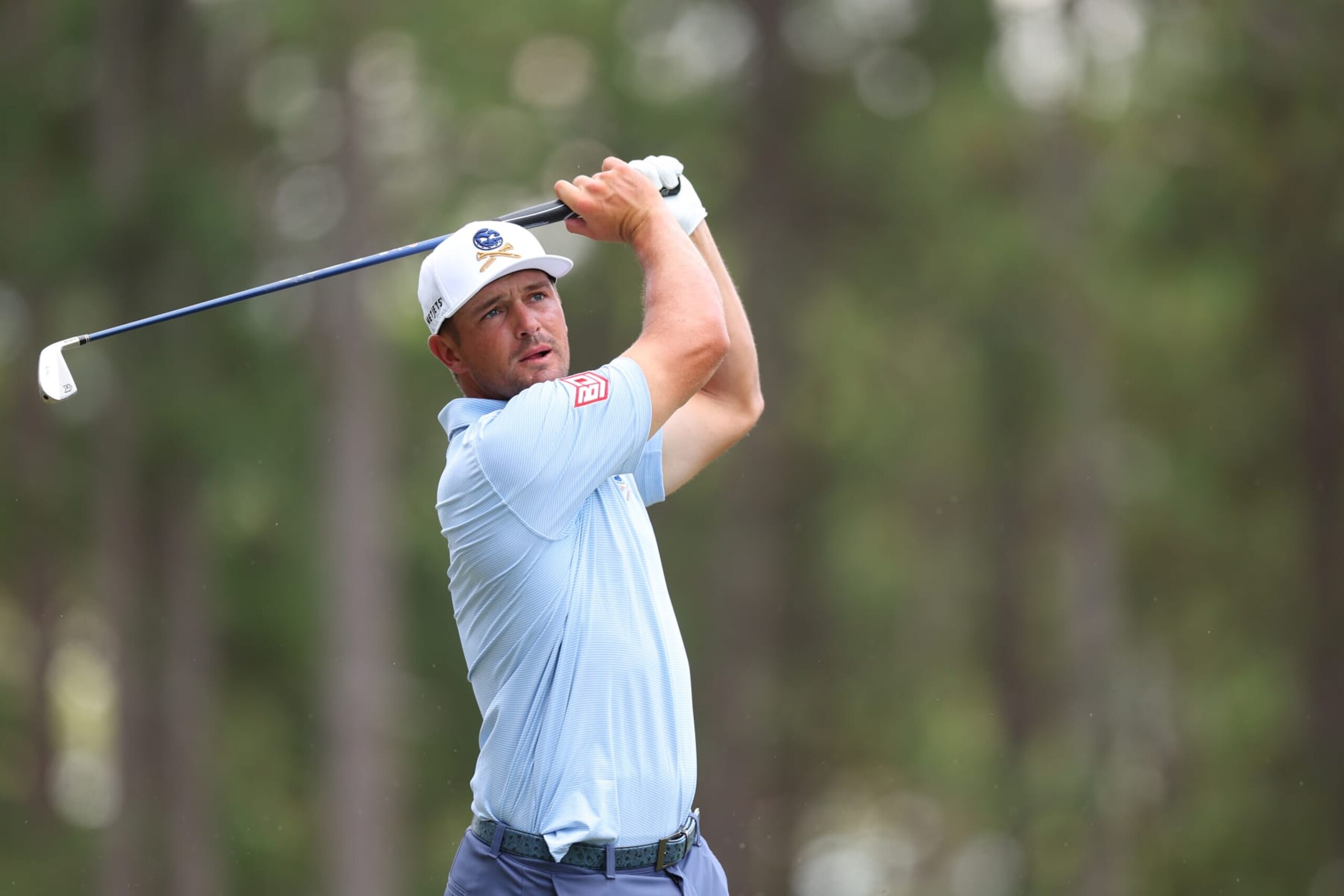 PINEHURST, NORTH CAROLINA - JUNE 11: Bryson DeChambeau of the United States plays his shot from the 15th tee during a practice round prior to the U.S. Open at Pinehurst Resort on June 11, 2024 in Pinehurst, North Carolina. (Photo by Andrew Redington/Getty Images)