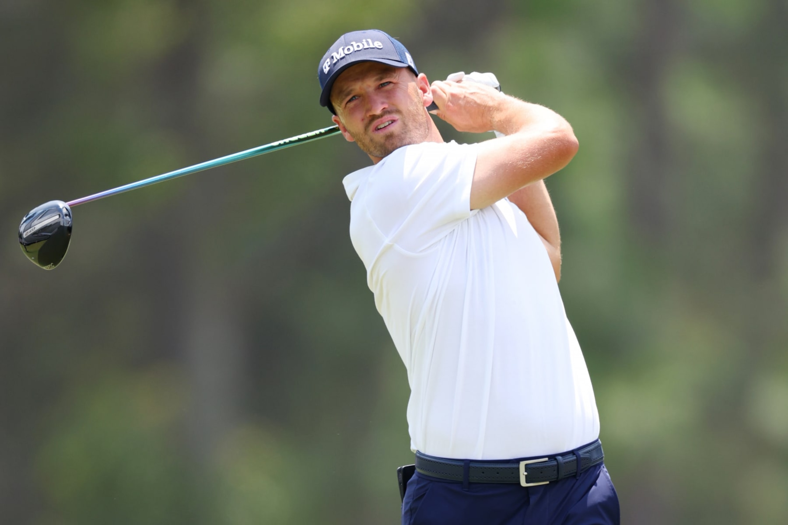PINEHURST, NORTH CAROLINA - JUNE 13: Wyndham Clark of the United States plays his shot from the fourth tee during the first round of the 124th U.S. Open at Pinehurst Resort on June 13, 2024 in Pinehurst, North Carolina. (Photo by Andrew Redington/Getty Images)