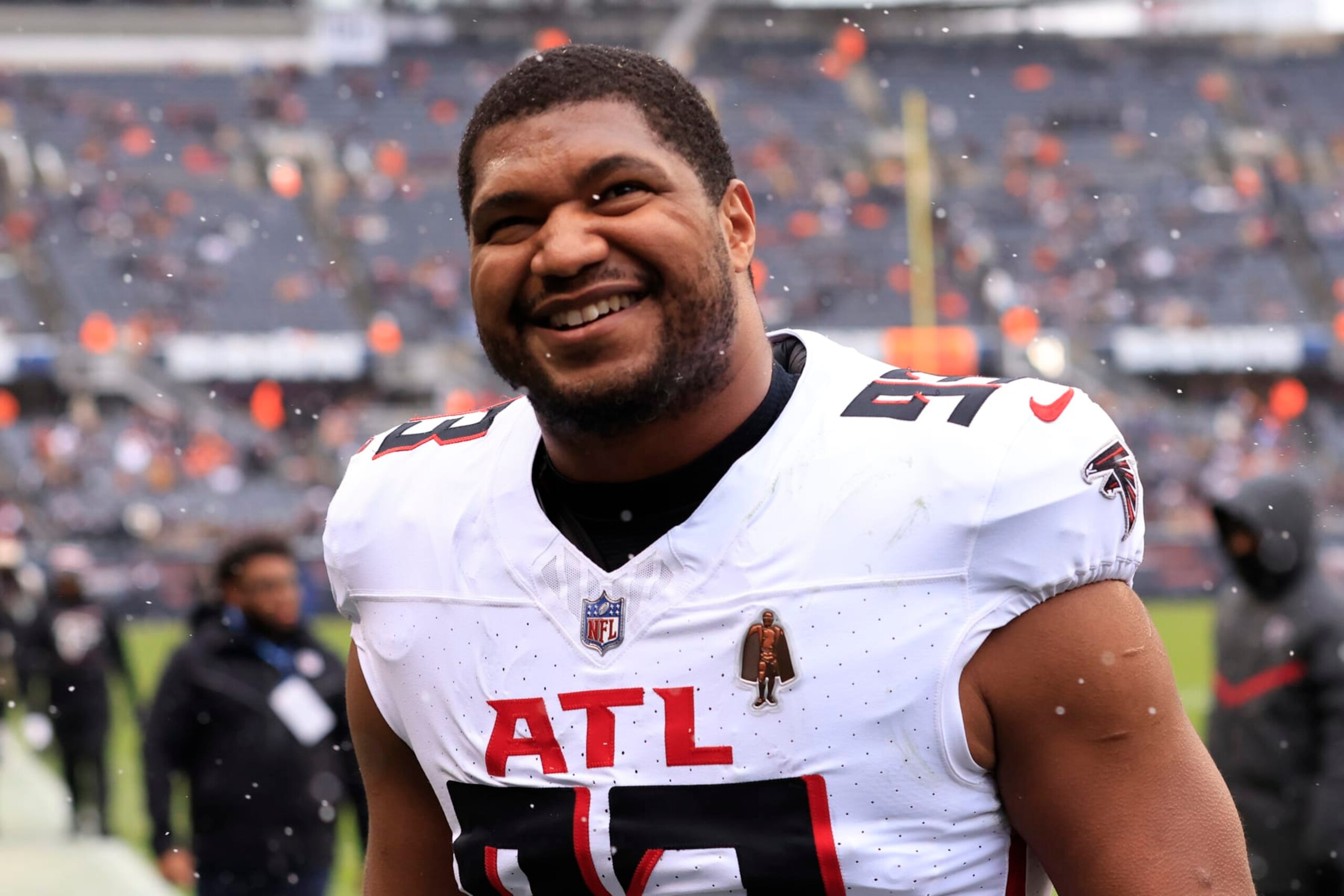 CHICAGO, ILLINOIS - DECEMBER 31: Calais Campbell #93 of the Atlanta Falcons warms up prior to the game against the Chicago Bears at Soldier Field on December 31, 2023 in Chicago, Illinois. (Photo by Justin Casterline/Getty Images) CHICAGO, ILLINOIS - DECEMBER 31: Calais Campbell #93 of the Atlanta Falcons warms up prior to the game against the Chicago Bears at Soldier Field on December 31, 2023 in Chicago, Illinois. (Photo by Justin Casterline/Getty Images)