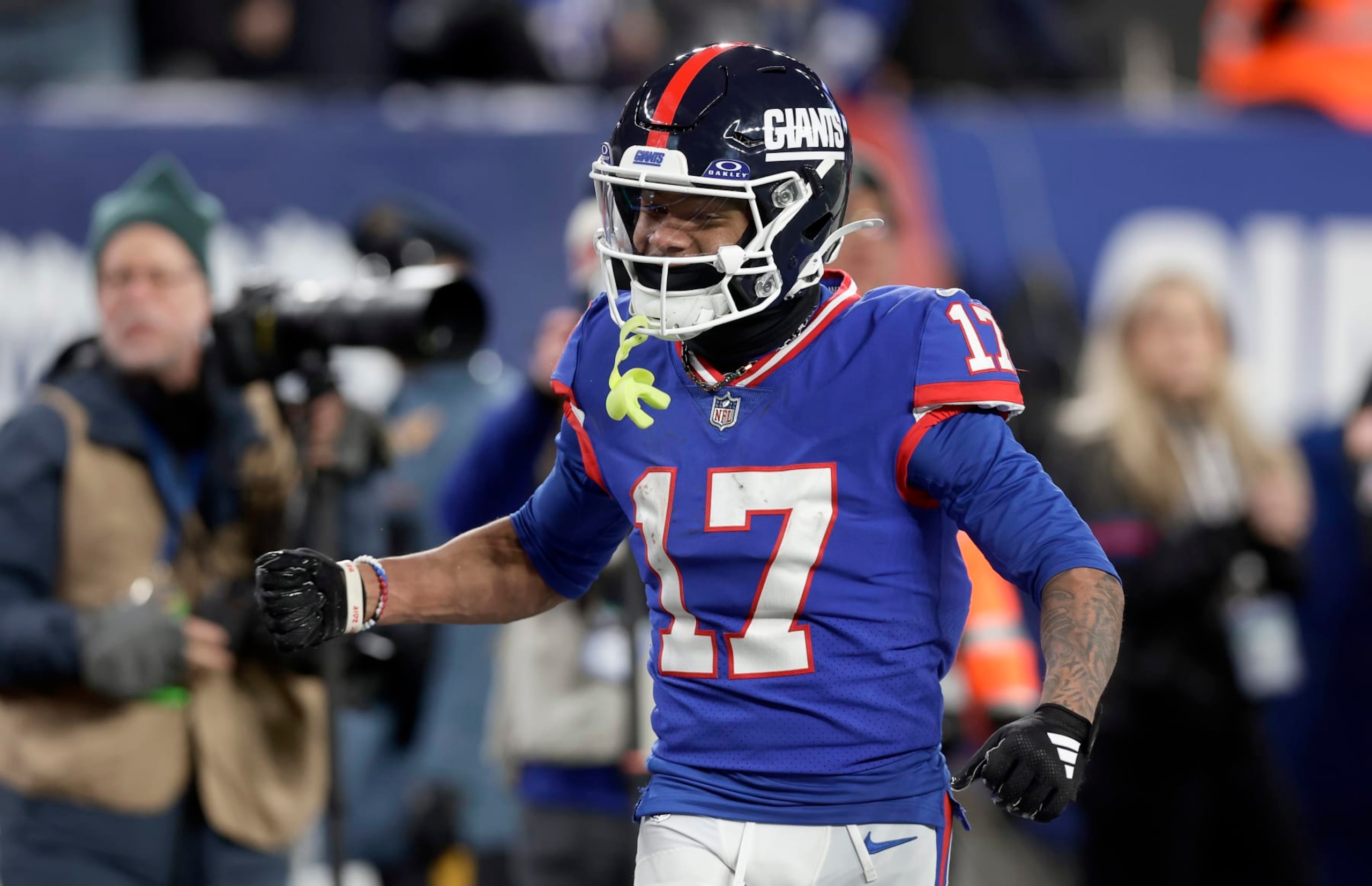 EAST RUTHERFORD, NEW JERSEY - DECEMBER 11: (NEW YORK DAILIES OUT) Wan'Dale Robinson #17 of the New York Giants in action against the Green Bay Packers at MetLife Stadium on December 11, 2023 in East Rutherford, New Jersey. The Giants defeated the Packers 24-22. (Photo by Jim McIsaac/Getty Images) EAST RUTHERFORD, NEW JERSEY - DECEMBER 11: (NEW YORK DAILIES OUT) Wan'Dale Robinson #17 of the New York Giants in action against the Green Bay Packers at MetLife Stadium on December 11, 2023 in East Rutherford, New Jersey. The Giants defeated the Packers 24-22. (Photo by Jim McIsaac/Getty Images)