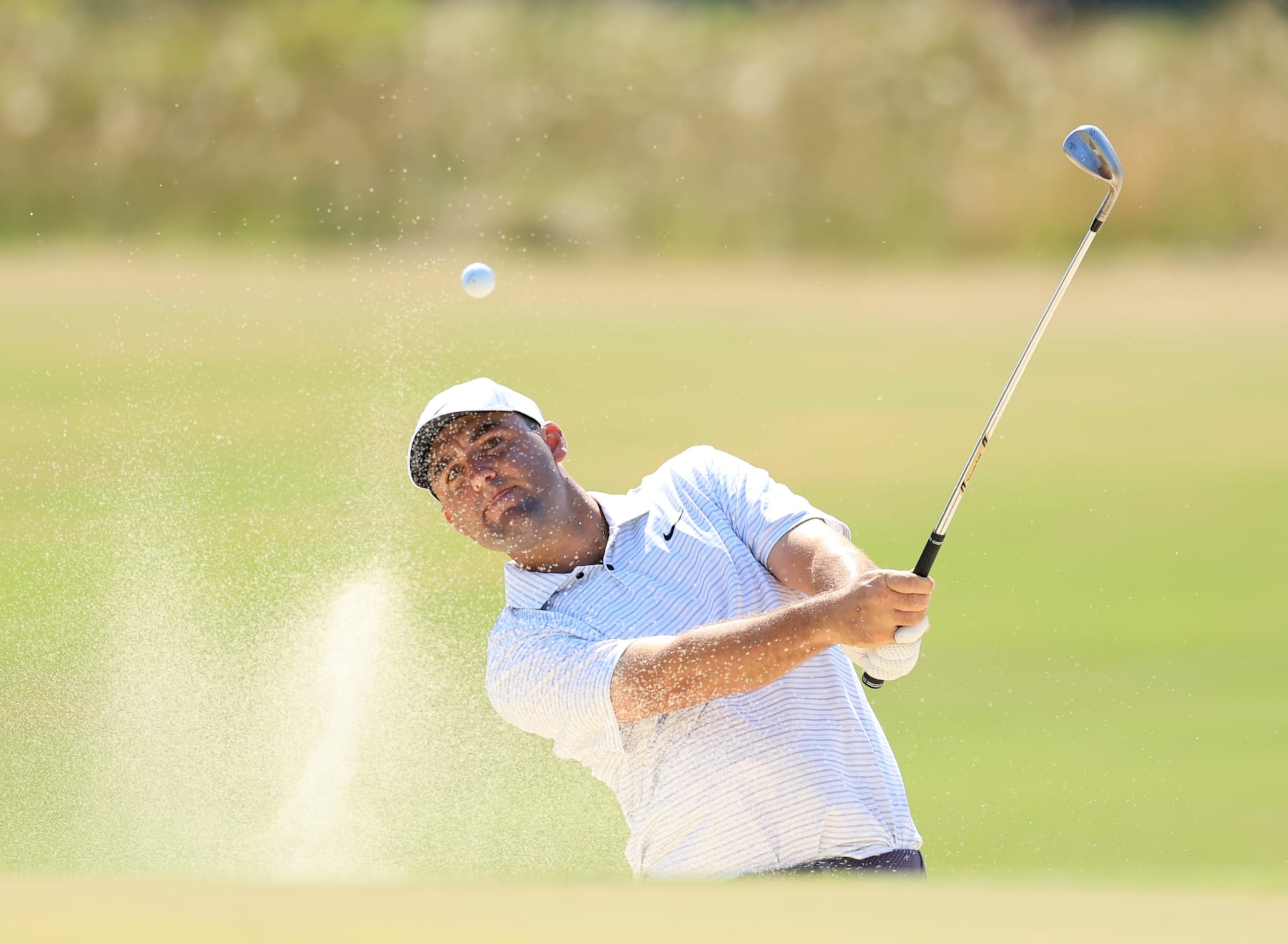 PINEHURST, NORTH CAROLINA - JUNE 14: Scottie Scheffler of The United States plays his third shot on the 18th hole during the second round of the 2024 U.S. Open on The No.2 Course at The Pinehurst Resort on June 14, 2024 in Pinehurst, North Carolina. (Photo by David Cannon/Getty Images) PINEHURST, NORTH CAROLINA - JUNE 14: Scottie Scheffler of The United States plays his third shot on the 18th hole during the second round of the 2024 U.S. Open on The No.2 Course at The Pinehurst Resort on June 14, 2024 in Pinehurst, North Carolina. (Photo by David Cannon/Getty Images)