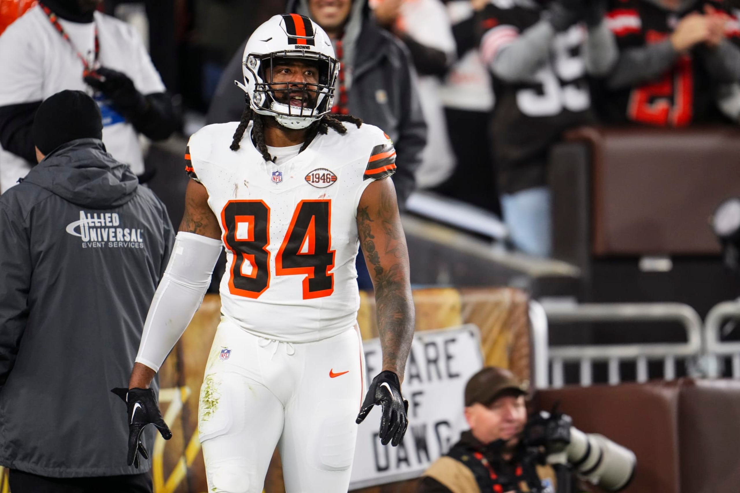 Jordan Akins