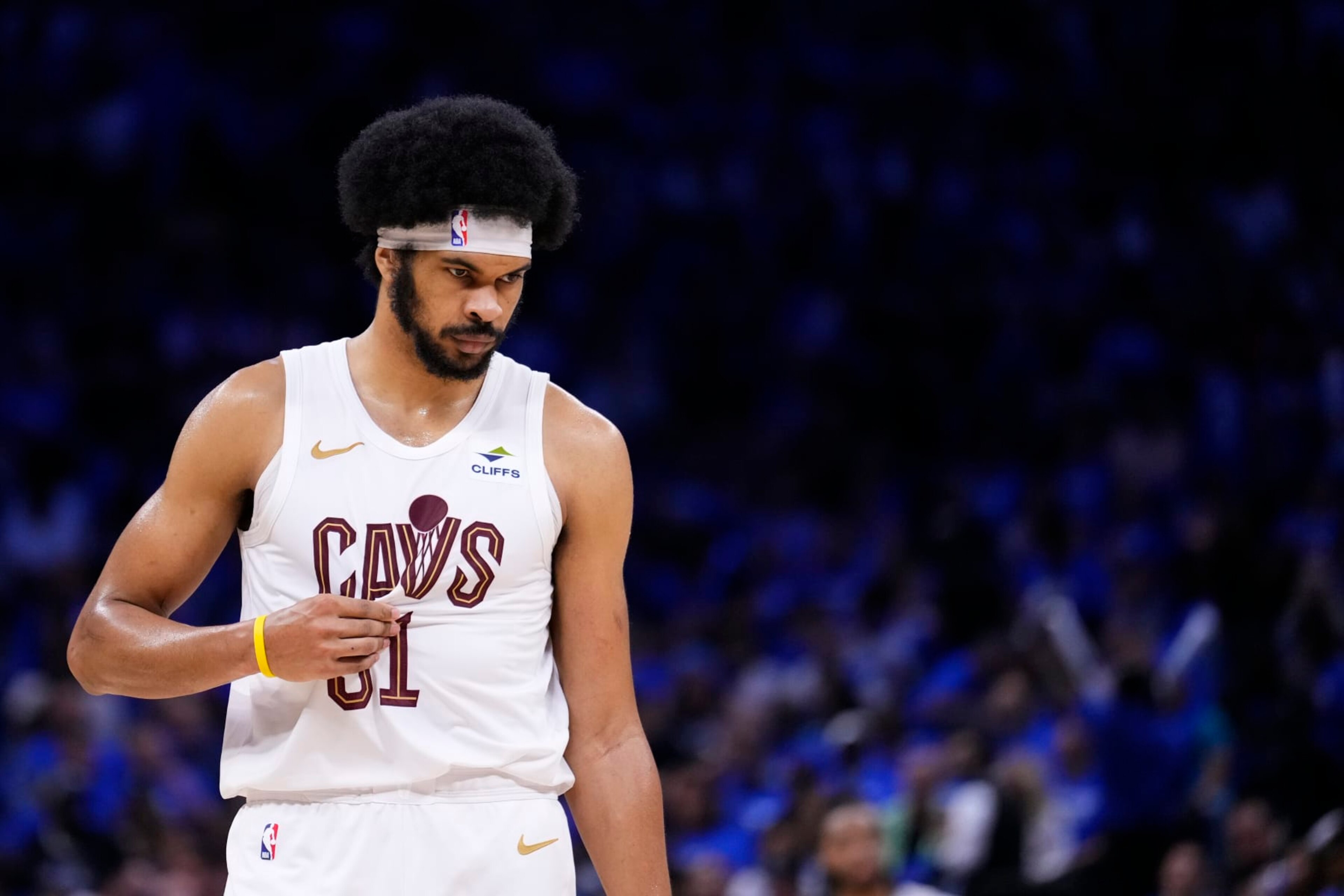 ORLANDO, FLORIDA - APRIL 25: Jarrett Allen #31 of the Cleveland Cavaliers looks on against the Orlando Magic during the third quarter of game three of the Eastern Conference First Round Playoffs at Kia Center on April 25, 2024 in Orlando, Florida. NOTE TO USER: User expressly acknowledges and agrees that, by downloading and or using this photograph, User is consenting to the terms and conditions of the Getty Images License Agreement. (Photo by Rich Storry/Getty Images) ORLANDO, FLORIDA - APRIL 25: Jarrett Allen #31 of the Cleveland Cavaliers looks on against the Orlando Magic during the third quarter of game three of the Eastern Conference First Round Playoffs at Kia Center on April 25, 2024 in Orlando, Florida. NOTE TO USER: User expressly acknowledges and agrees that, by downloading and or using this photograph, User is consenting to the terms and conditions of the Getty Images License Agreement. (Photo by Rich Storry/Getty Images)