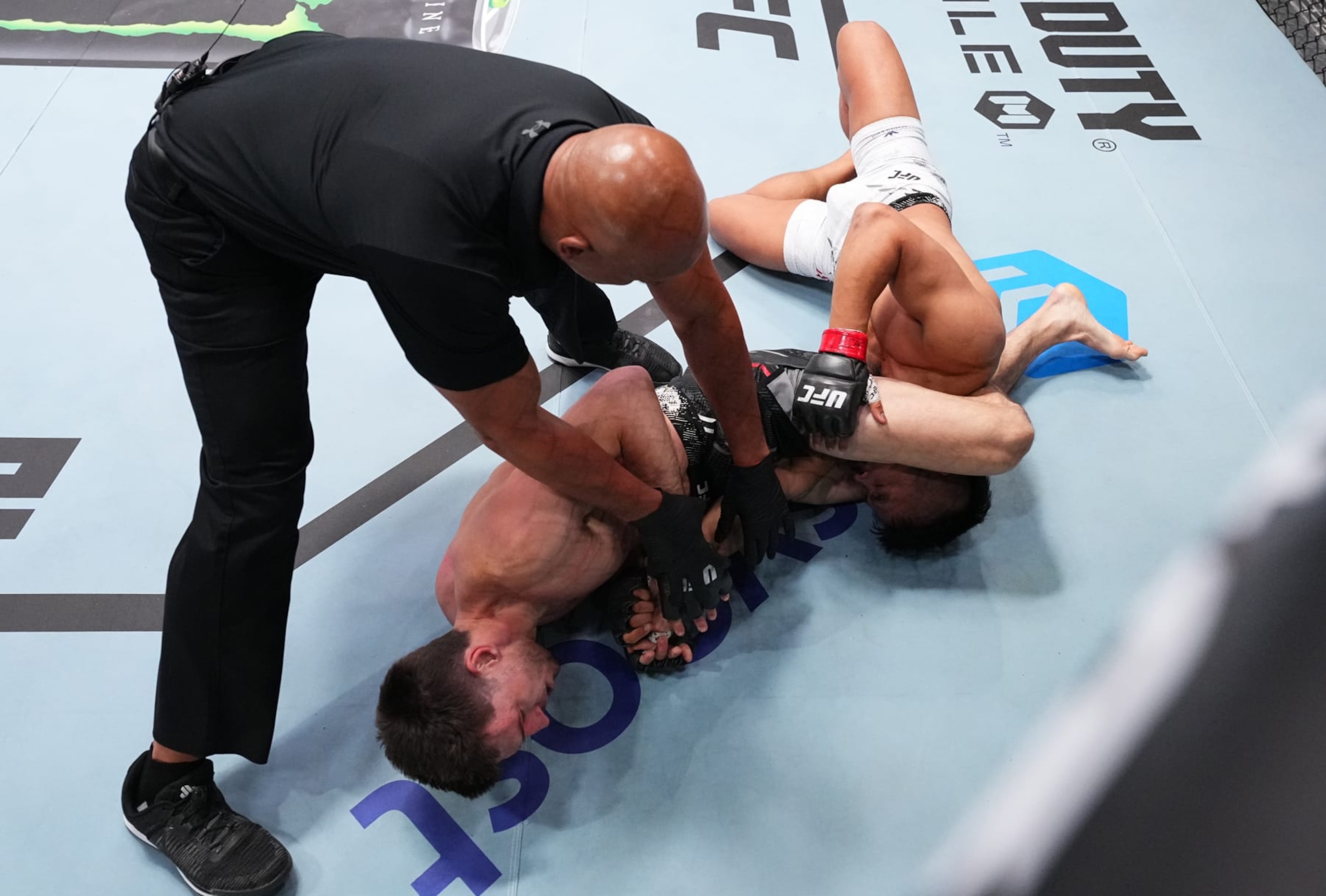 LAS VEGAS, NEVADA - JUNE 15: (L-R) Westin Wilson secures an arm bar submission against Jeka Saragih of Indonesia in a featherweight fight during the UFC Fight Night event at UFC APEX on June 15, 2024 in Las Vegas, Nevada. (Photo by Chris Unger/Zuffa LLC via Getty Images) LAS VEGAS, NEVADA - JUNE 15: (L-R) Westin Wilson secures an arm bar submission against Jeka Saragih of Indonesia in a featherweight fight during the UFC Fight Night event at UFC APEX on June 15, 2024 in Las Vegas, Nevada. (Photo by Chris Unger/Zuffa LLC via Getty Images)