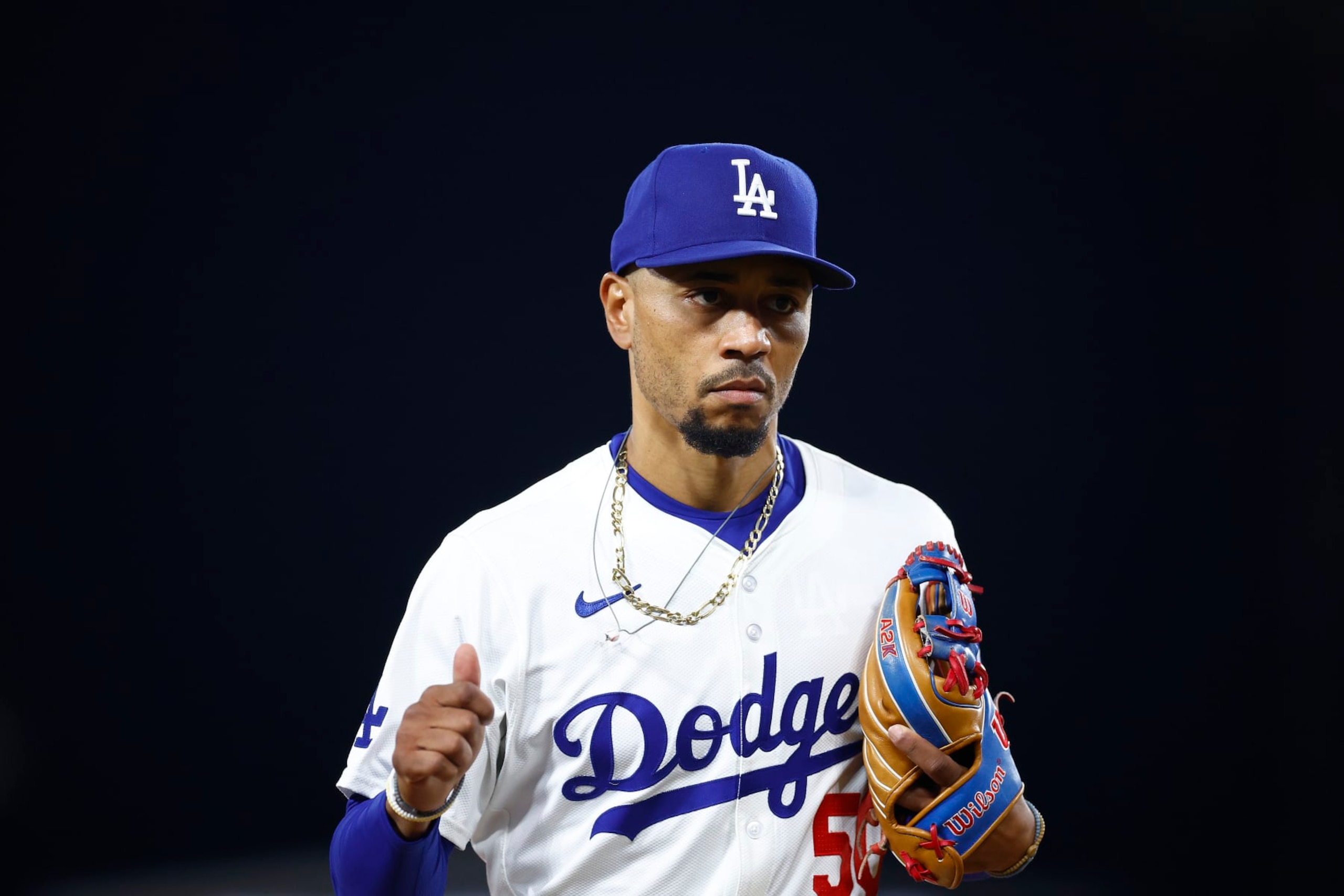 LOS ANGELES, CALIFORNIA - MAY 16: Mookie Betts #50 of the Los Angeles Dodgers at Dodger Stadium on May 16, 2024 in Los Angeles, California. (Photo by Ronald Martinez/Getty Images) LOS ANGELES, CALIFORNIA - MAY 16: Mookie Betts #50 of the Los Angeles Dodgers at Dodger Stadium on May 16, 2024 in Los Angeles, California. (Photo by Ronald Martinez/Getty Images)