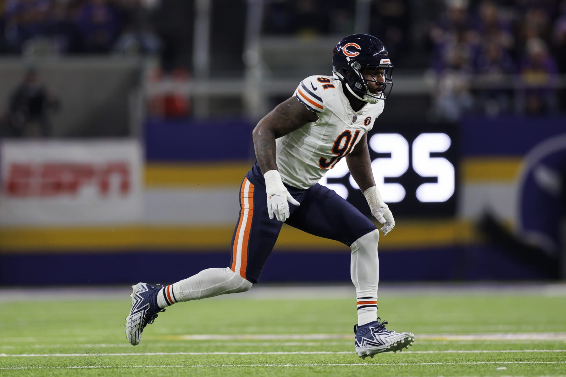Edge-rusher Yannick Ngakoue Edge-rusher Yannick Ngakoue