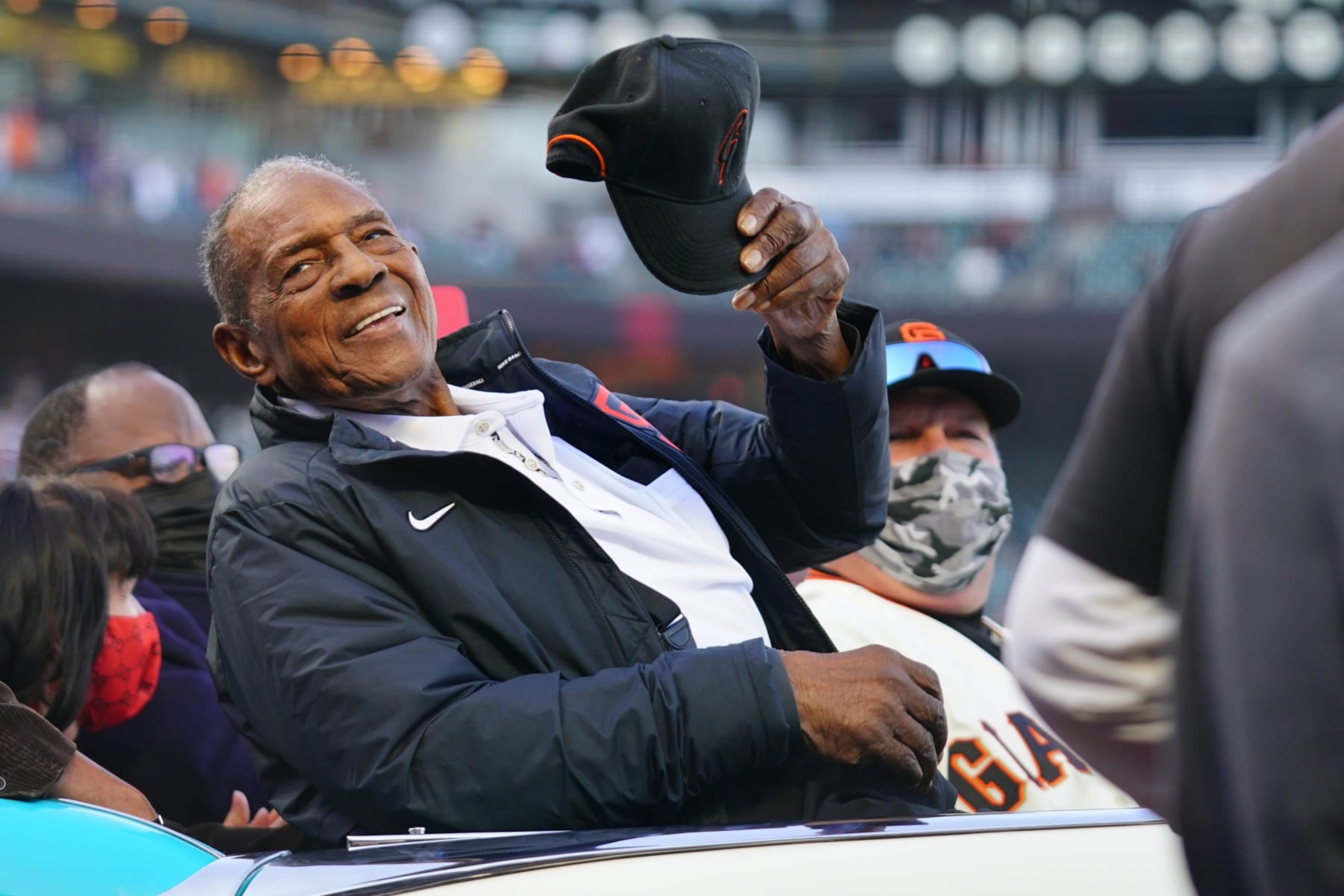 SAN FRANCISCO, CA - MAY 07: Hall of Famer Willie Mays waves to the crowd during the pre-game celebration in honor of his 90th birthday prior to the game between the San Diego Padres and the San Francisco Giants at Oracle Park on Friday, May 7, 2021 in San Francisco, California. (Photo by Daniel Shirey/MLB Photos via Getty Images) SAN FRANCISCO, CA - MAY 07: Hall of Famer Willie Mays waves to the crowd during the pre-game celebration in honor of his 90th birthday prior to the game between the San Diego Padres and the San Francisco Giants at Oracle Park on Friday, May 7, 2021 in San Francisco, California. (Photo by Daniel Shirey/MLB Photos via Getty Images)