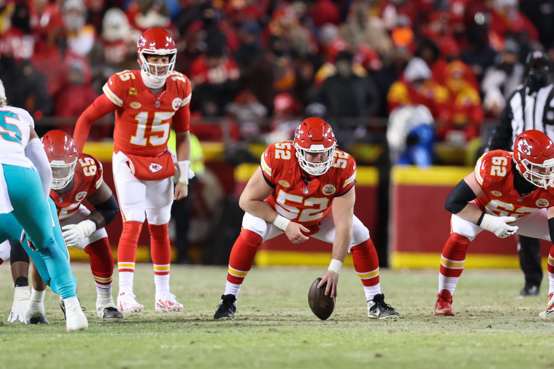 KANSAS CITY, MO - JANUARY 13: Kansas City Chiefs center Creed Humphrey (52) before the snap in the first quarter of an AFC Wild Card playoff game between the Miami Dolphins and Kansas City Chiefs on Jan 13, 2024 at GEHA Field at Arrowhead Stadium in Kansas City, MO. (Photo by Scott Winters/Icon Sportswire via Getty Images)