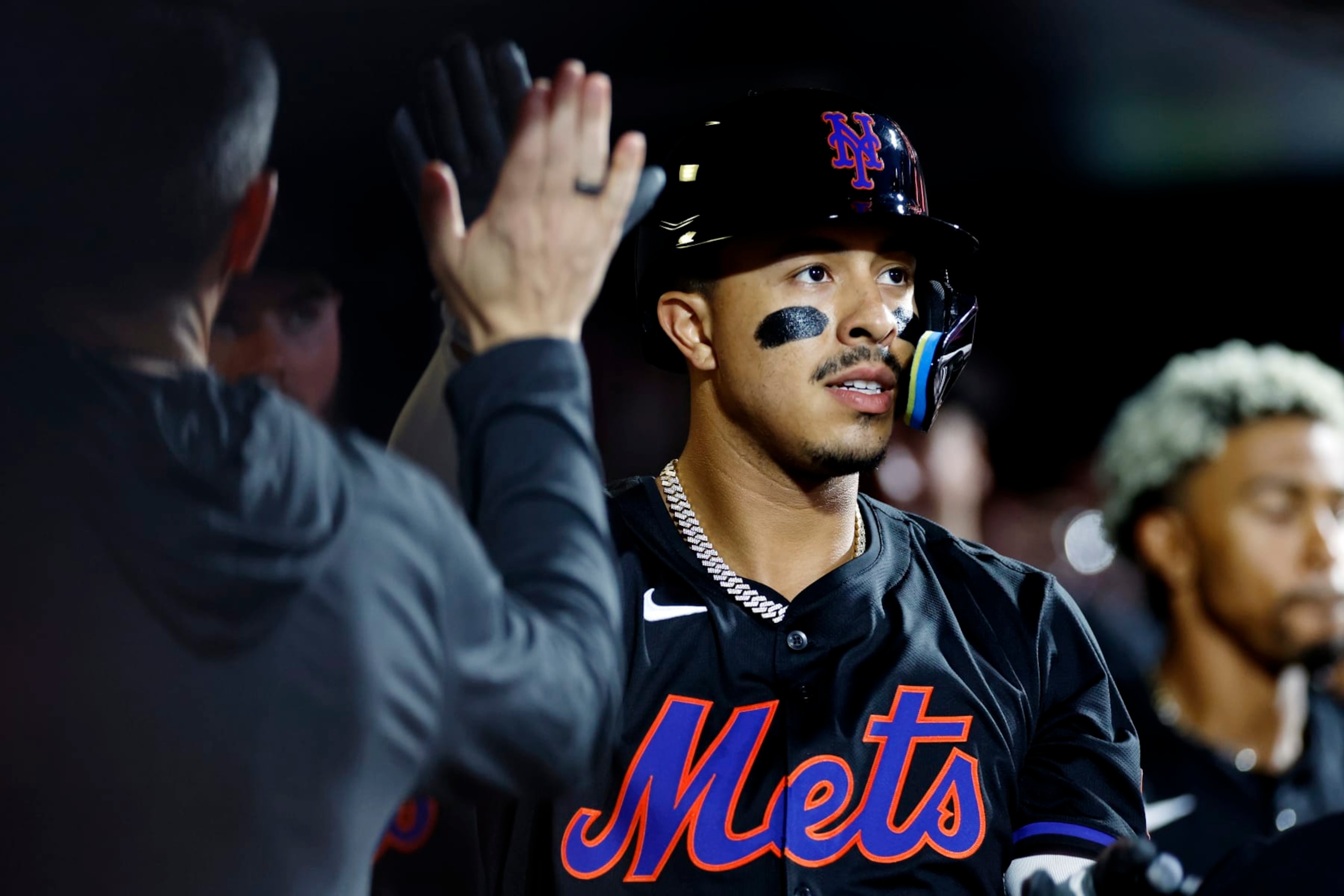 NEW YORK, NEW YORK - MAY 24: Mark Vientos #27 of the New York Mets celebrates in the dugout after hitting a solo home run during the fifth inning against the San Francisco Giants at Citi Field on May 24, 2024 in the Queens borough of New York City. (Photo by Sarah Stier/Getty Images) NEW YORK, NEW YORK - MAY 24: Mark Vientos #27 of the New York Mets celebrates in the dugout after hitting a solo home run during the fifth inning against the San Francisco Giants at Citi Field on May 24, 2024 in the Queens borough of New York City. (Photo by Sarah Stier/Getty Images)