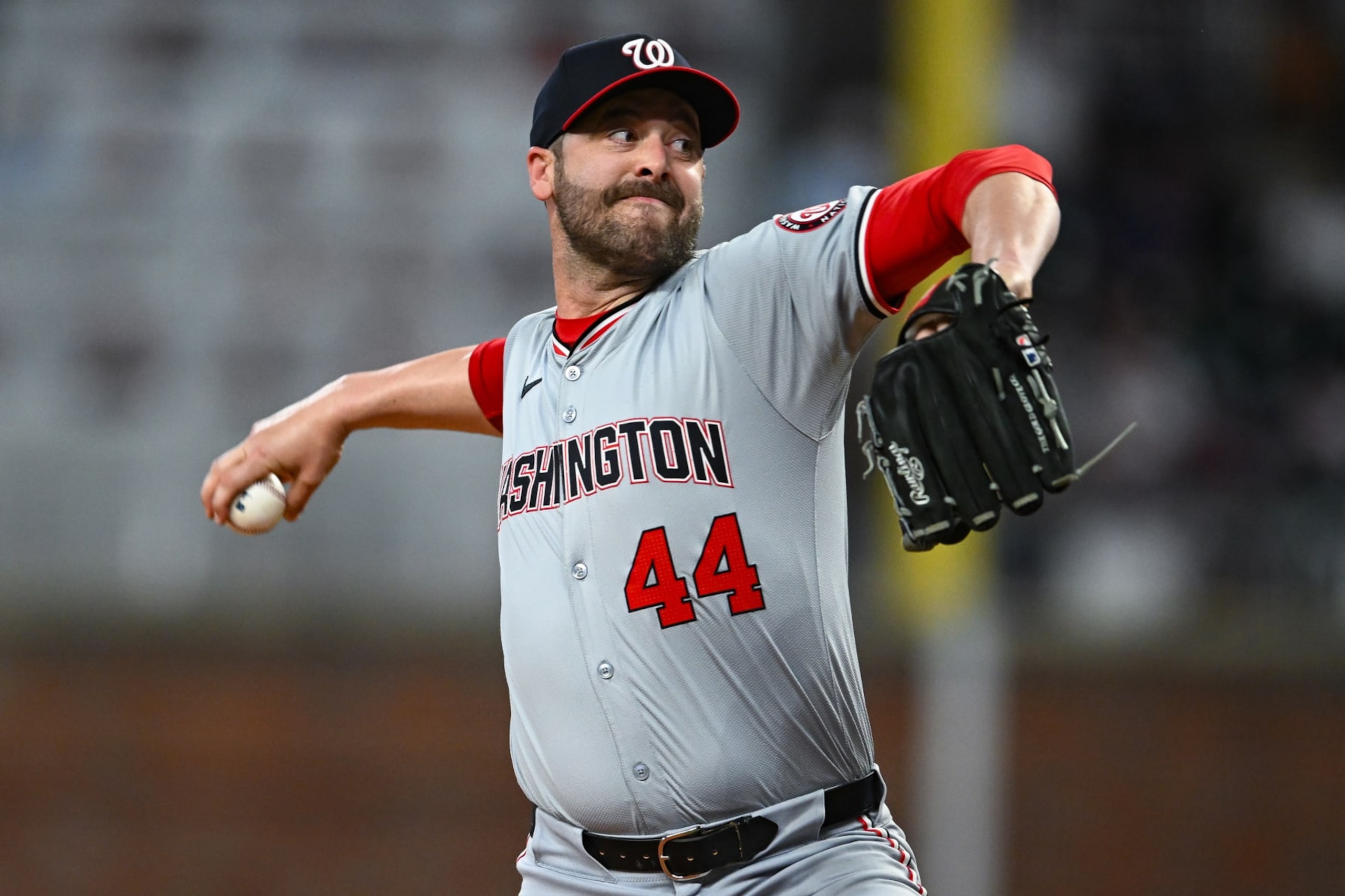 ATLANTA, GA MAY 30: Washington pitcher Dylan Floro (44) throws a pitch during the MLB game between the Washington Nationals and the Atlanta Braves on May 30th, 2024 at Truist Park in Atlanta, GA. (Photo by Rich von Biberstein/Icon Sportswire via Getty Images) ATLANTA, GA MAY 30: Washington pitcher Dylan Floro (44) throws a pitch during the MLB game between the Washington Nationals and the Atlanta Braves on May 30th, 2024 at Truist Park in Atlanta, GA. (Photo by Rich von Biberstein/Icon Sportswire via Getty Images)