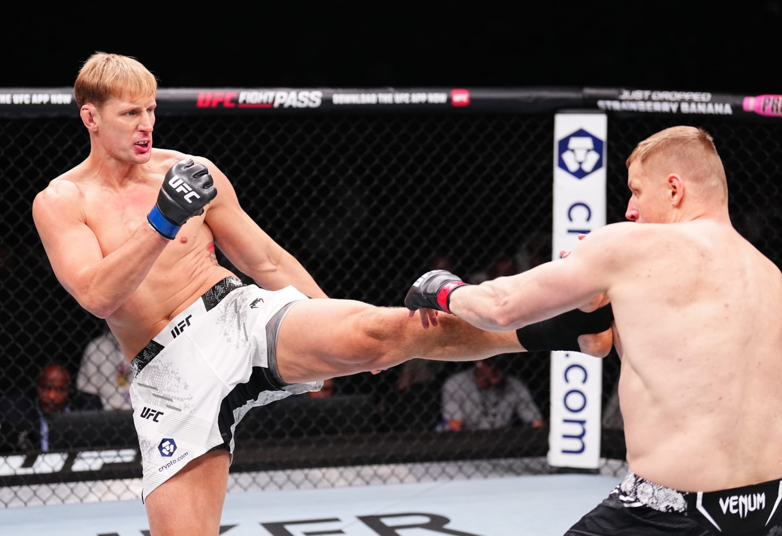 RIYADH, SAUDI ARABIA - JUNE 22: (L-R) Alexander Volkov of Russia kicks Sergei Pavlovich of Russia in a heavyweight fight during the UFC Fight Night event at Kingdom Arena on June 22, 2024 in Riyadh, Saudi Arabia. (Photo by Chris Unger/Zuffa LLC via Getty Images) RIYADH, SAUDI ARABIA - JUNE 22: (L-R) Alexander Volkov of Russia kicks Sergei Pavlovich of Russia in a heavyweight fight during the UFC Fight Night event at Kingdom Arena on June 22, 2024 in Riyadh, Saudi Arabia. (Photo by Chris Unger/Zuffa LLC via Getty Images)