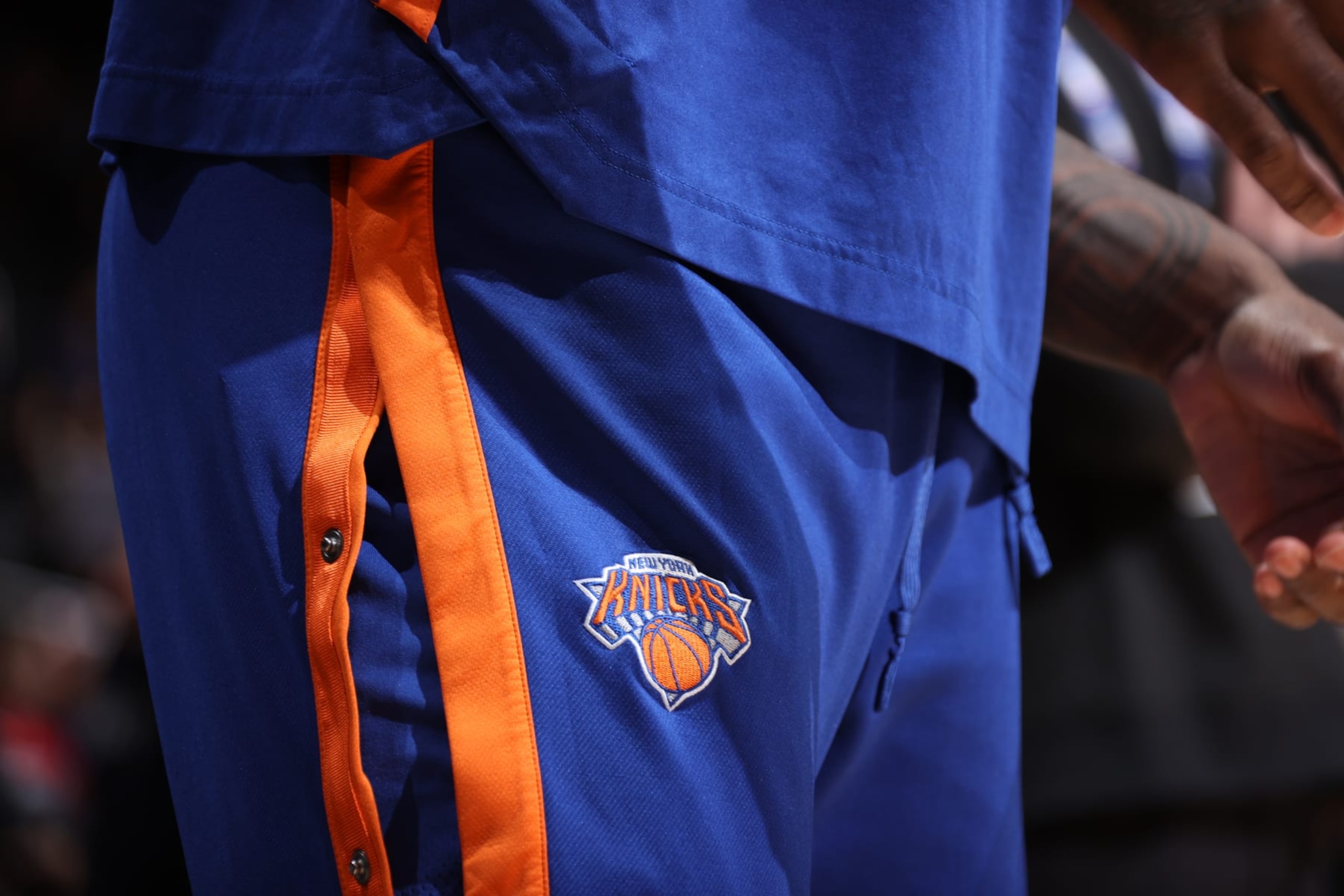 WASHINGTON, DC - JANUARY 13: New York Knicks logo on January 13, 2023 at Capital One Arena in Washington, DC. NOTE TO USER: User expressly acknowledges and agrees that, by downloading and or using this Photograph, user is consenting to the terms and conditions of the Getty Images License Agreement. Mandatory Copyright Notice: Copyright 2023 NBAE (Photo by Stephen Gosling/NBAE via Getty Images) WASHINGTON, DC - JANUARY 13: New York Knicks logo on January 13, 2023 at Capital One Arena in Washington, DC. NOTE TO USER: User expressly acknowledges and agrees that, by downloading and or using this Photograph, user is consenting to the terms and conditions of the Getty Images License Agreement. Mandatory Copyright Notice: Copyright 2023 NBAE (Photo by Stephen Gosling/NBAE via Getty Images)