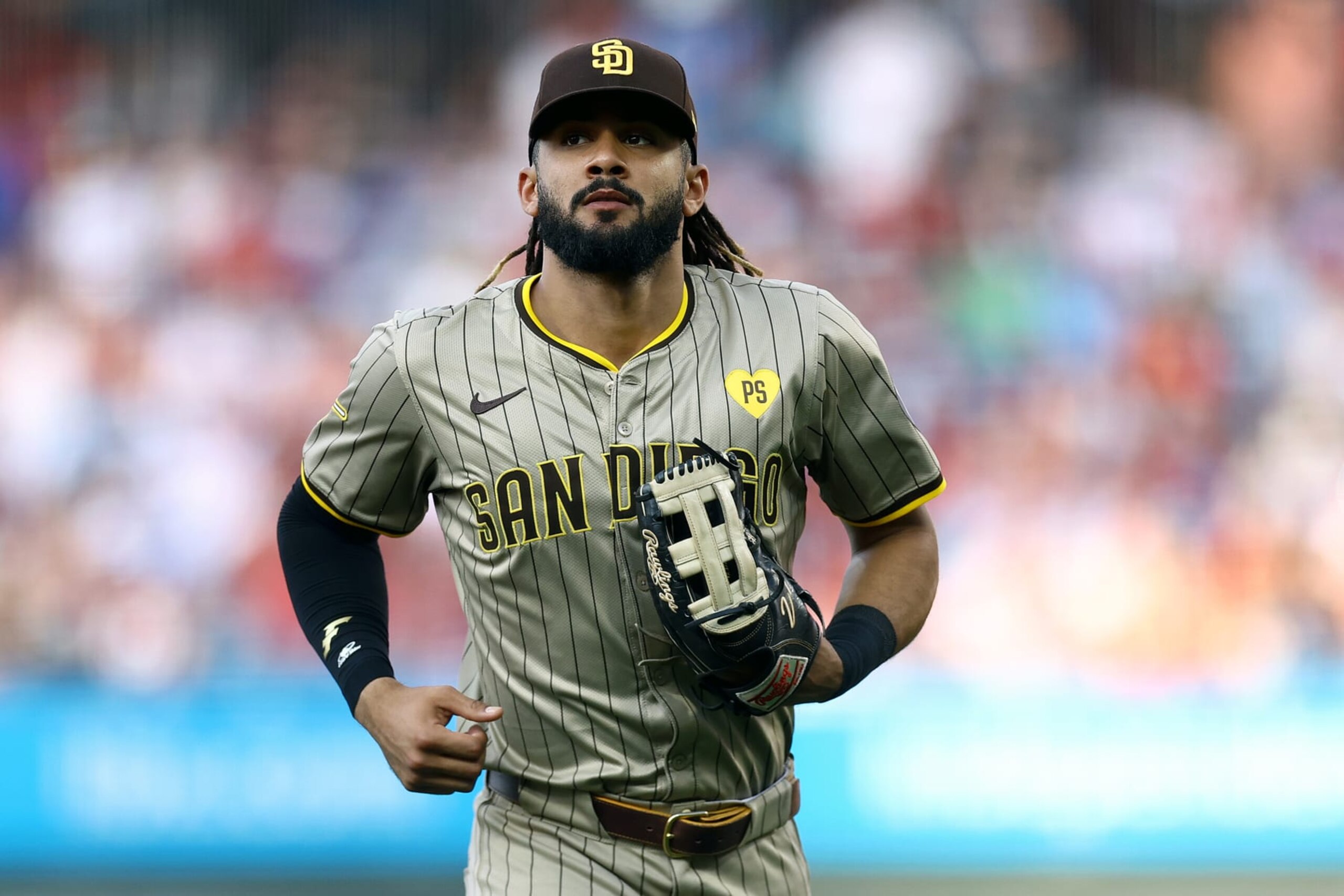 PHILADELPHIA, PENNSYLVANIA - JUNE 17: Fernando Tatis Jr. #23 of the San Diego Padres looks on during the first inning against the Philadelphia Phillies at Citizens Bank Park on June 17, 2024 in Philadelphia, Pennsylvania. (Photo by Tim Nwachukwu/Getty Images)