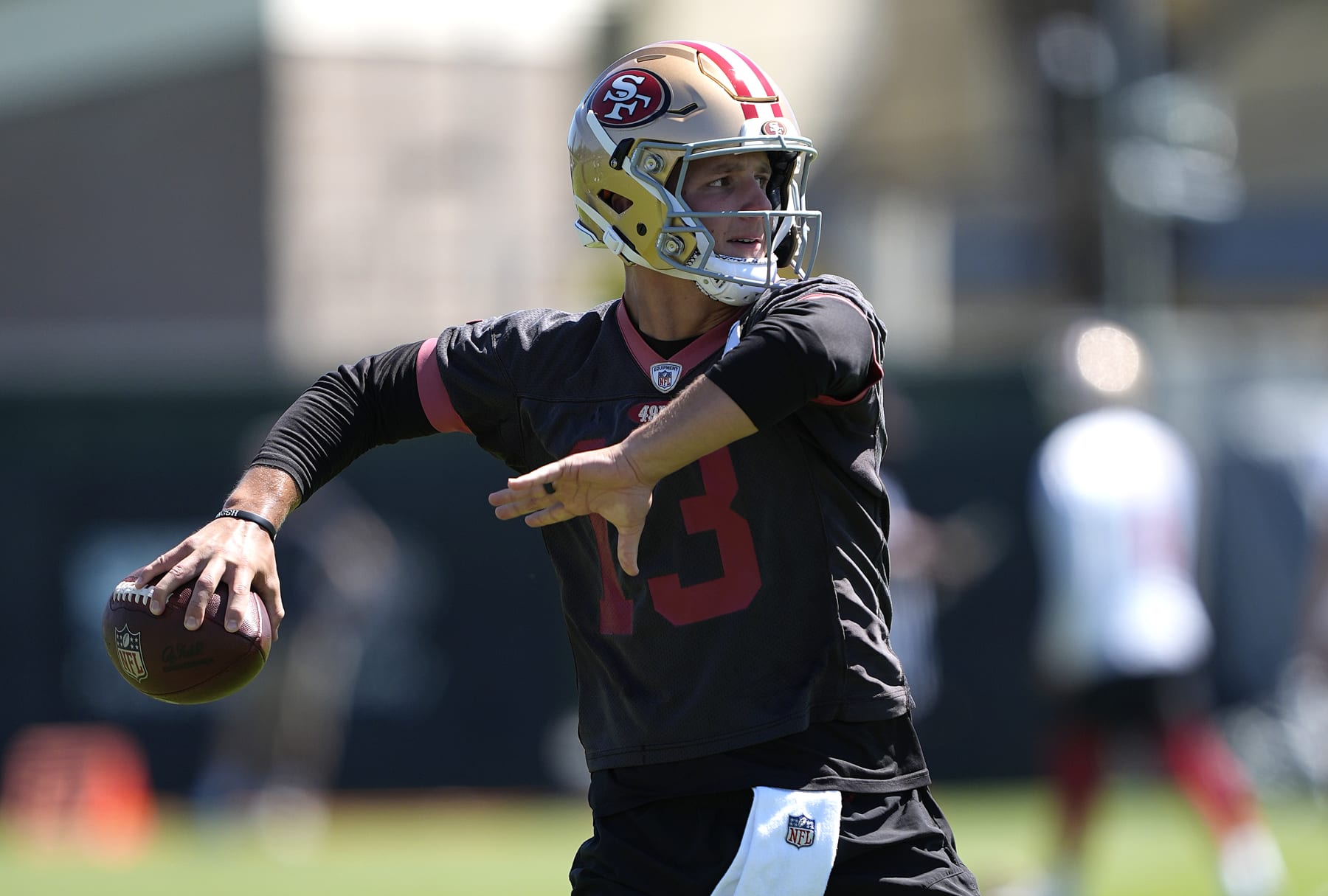 SANTA CLARA, CALIFORNIA - JUNE 05: Brock Purdy #13 of the San Francisco 49ers works out during mini camp on June 05, 2024 in Santa Clara, California. (Photo by Thearon W. Henderson/Getty Images)