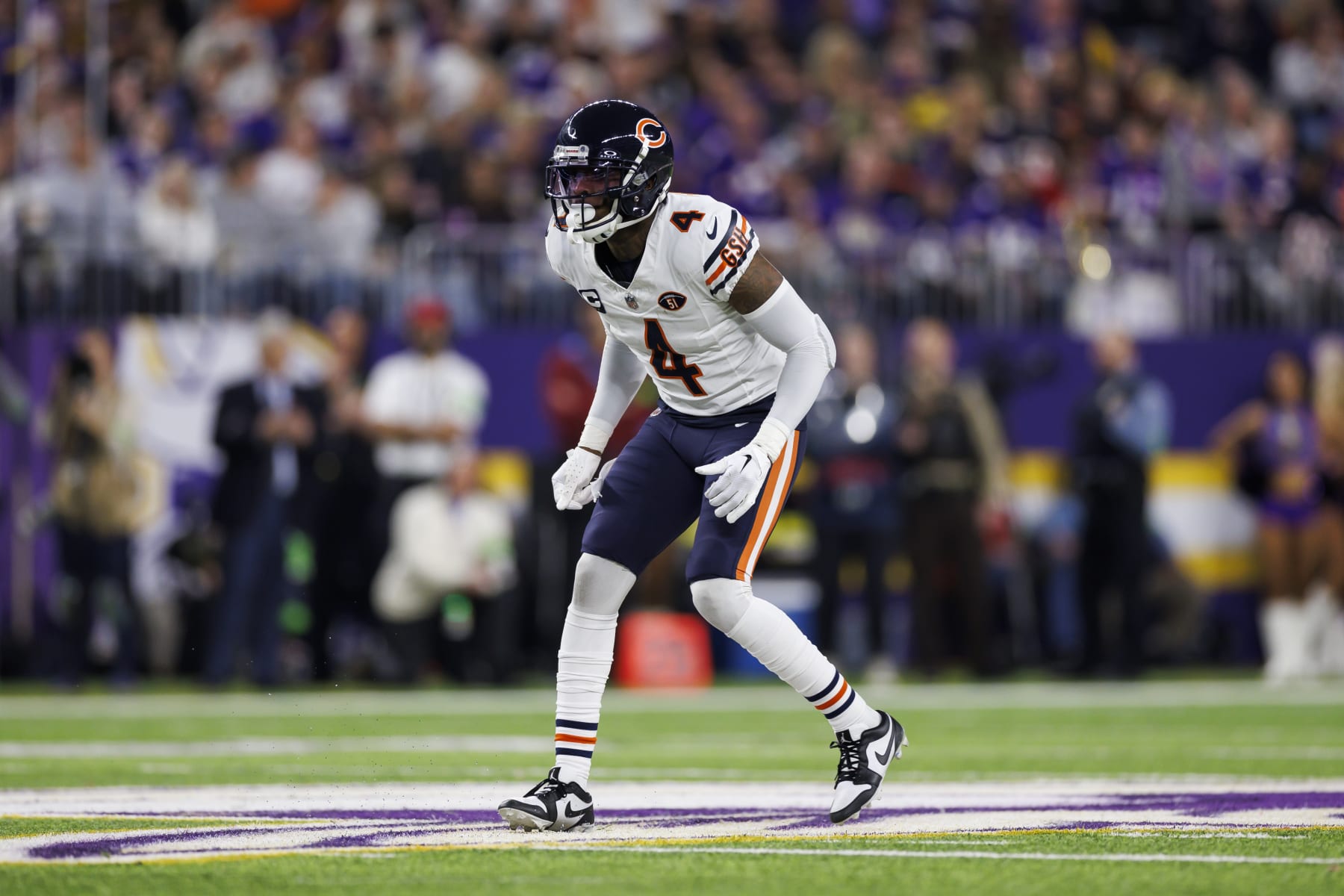 MINNEAPOLIS, MINNESOTA - NOVEMBER 27: Eddie Jackson #4 of the Chicago Bears defends in coverage during an NFL football game against the Minnesota Vikings at U.S. Bank Stadium on November 27, 2023 in Minneapolis, Minnesota. (Photo by Ryan Kang/Getty Images) MINNEAPOLIS, MINNESOTA - NOVEMBER 27: Eddie Jackson #4 of the Chicago Bears defends in coverage during an NFL football game against the Minnesota Vikings at U.S. Bank Stadium on November 27, 2023 in Minneapolis, Minnesota. (Photo by Ryan Kang/Getty Images)