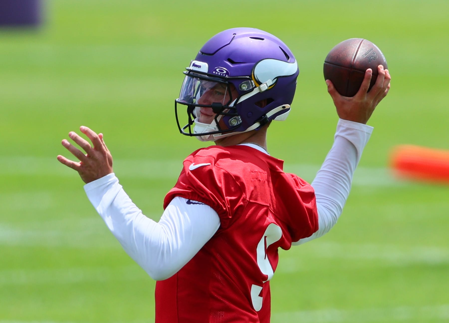 EAGAN, MINNESOTA - JUNE 04: J.J. McCarthy #9 of the Minnesota Vikings throws the ball during Minnesota Vikings mandatory minicamp at Twin Cities Orthopedics Performance Center on June 04, 2024 in Eagan, Minnesota.(Photo by Adam Bettcher/Getty Images)